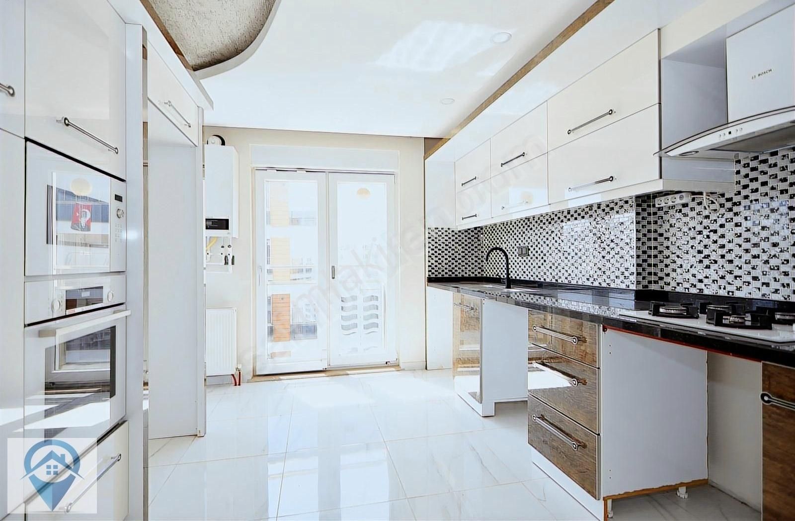 Barışmanço Bulvarında Site İçi Doğalgazlı 3+1 Satılık Daire