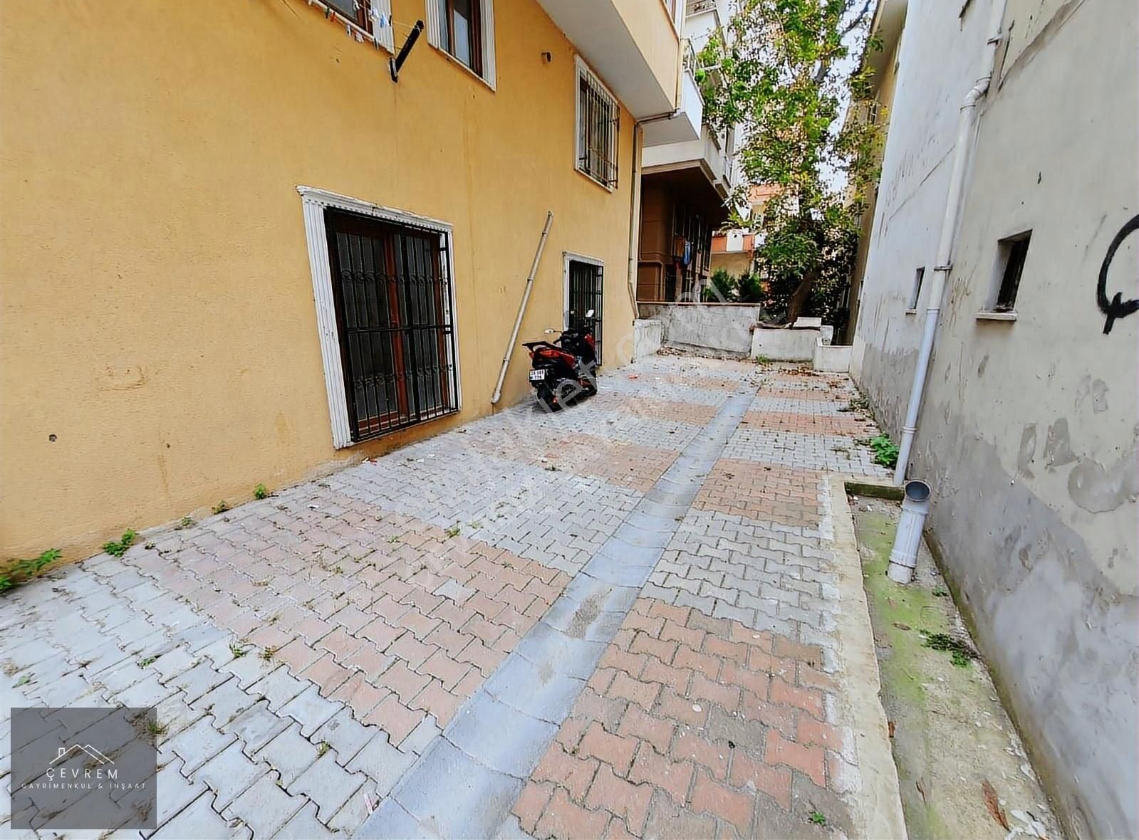 **çevrem**den Yatırıma Uygun Bahçeli 2+1 90m² Bahçe Kat Daire