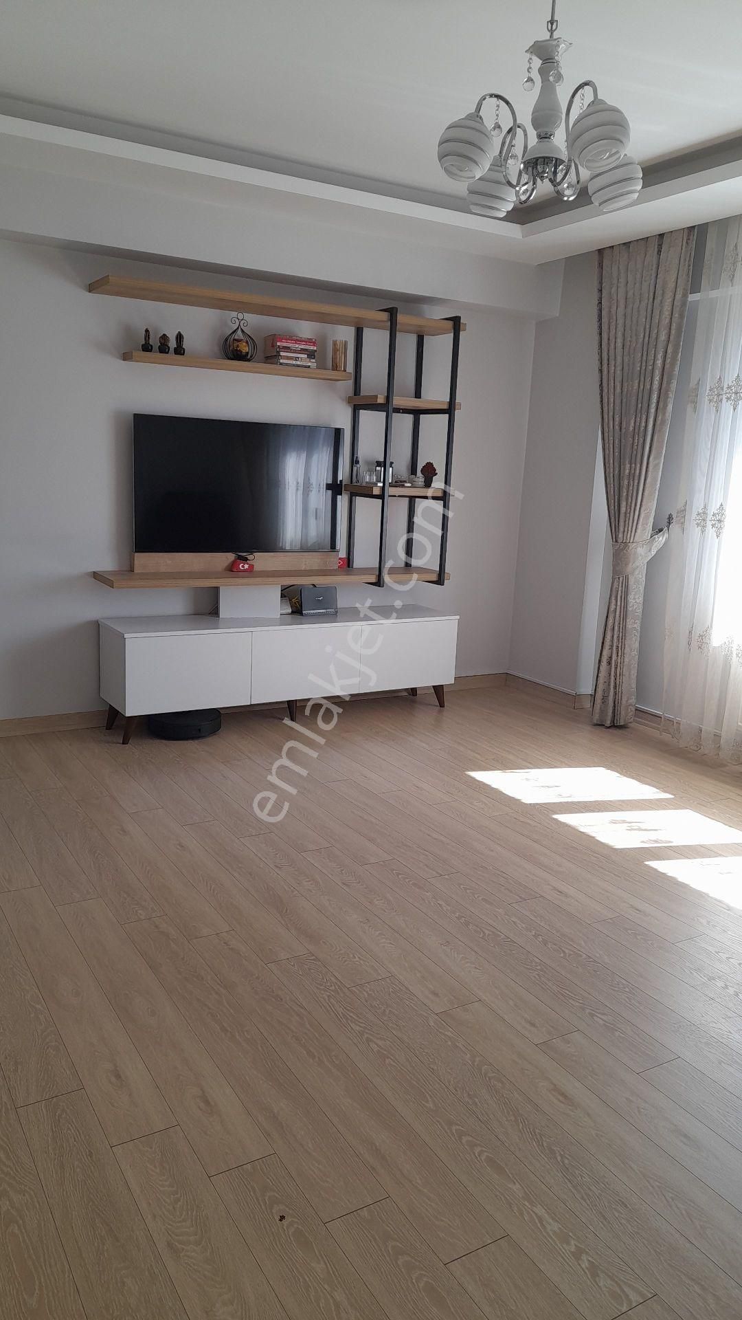 Maltepe Mahallesinde Satılık 3+1