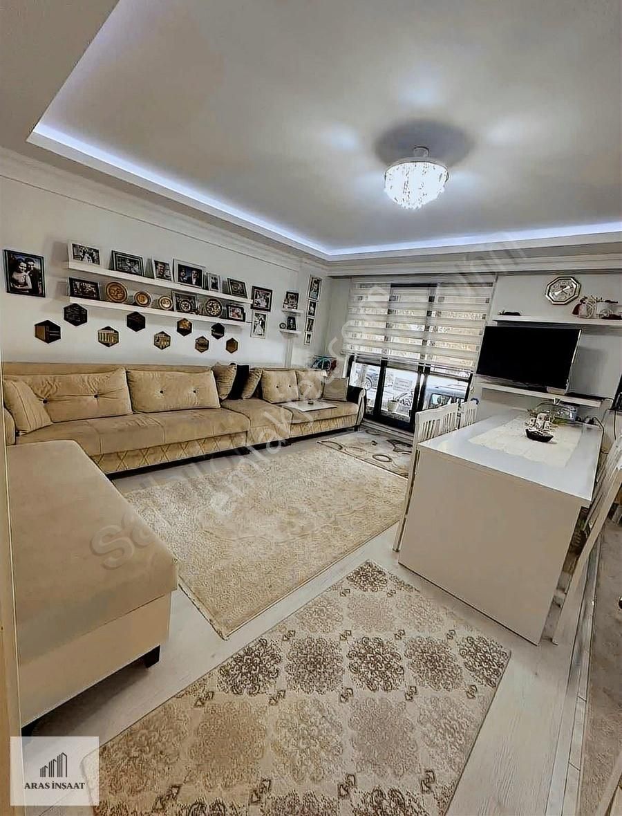 Aras İnşaat'dan Cevatpaşa Da Satılık 1+1 70 M2 10 Yıllık Daire