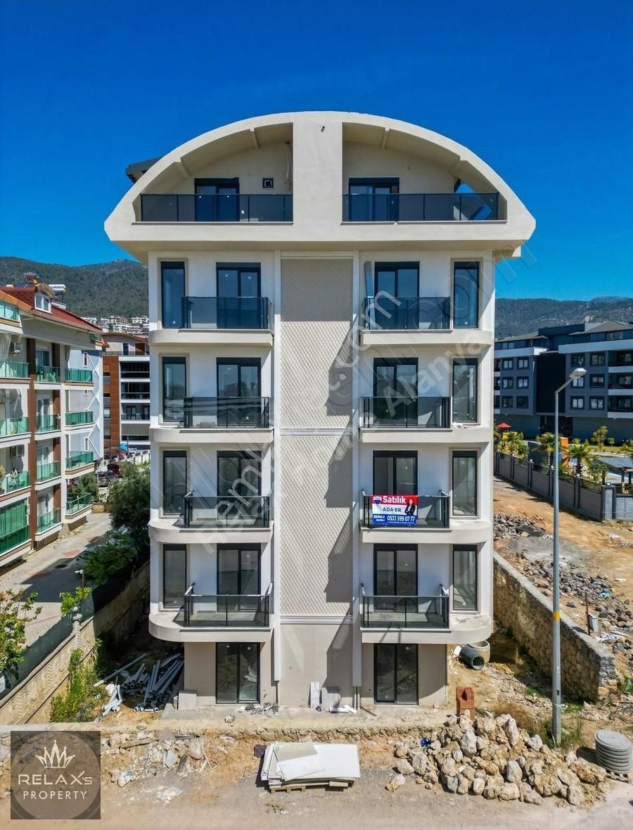 Oba Çarşamba Bölgesi Site İçerisnde Sıfır 1+1 Dairemiz