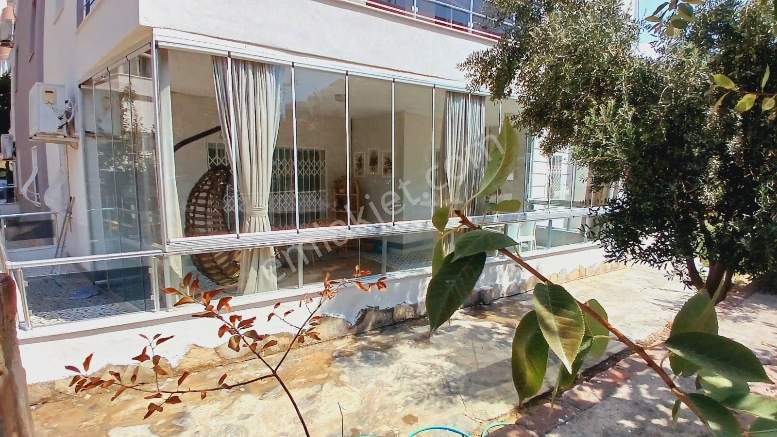 Kuşadası Ege Mahallesinde Kapalı Mutfaklı Doğalgazlı 3+1 150 M2 Satılık Bahçe Katı - Görsel 4