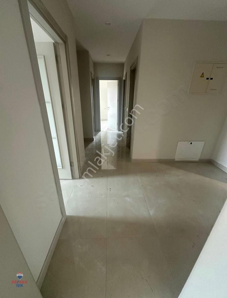 Sultanbeyli Mimar Sinan Evlerinde Kiralık Sıfır Daire