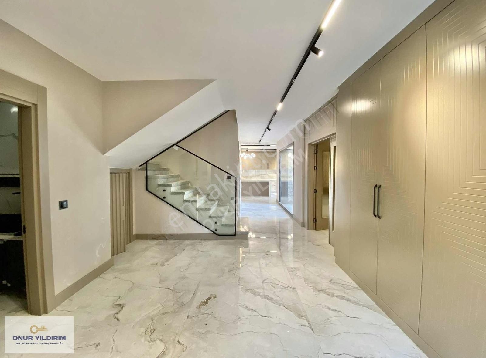 ▀▄onur Yıldırımdan Narlıda 650m2 Havuzlu Ultra Lüx 6+1 Villa▀▄