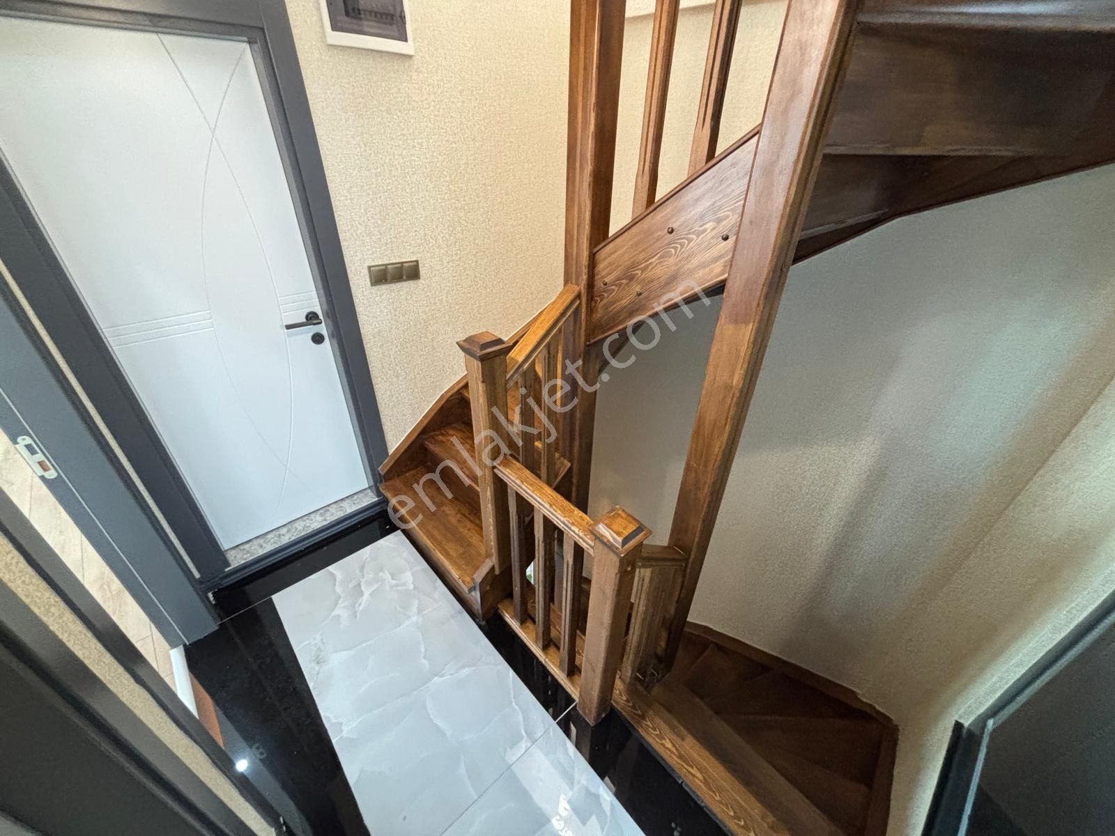 Onur Yıldırımdan 600 M2 Arsa İçinde 4+1 Havuzlu Lüx Villa - Görsel 5