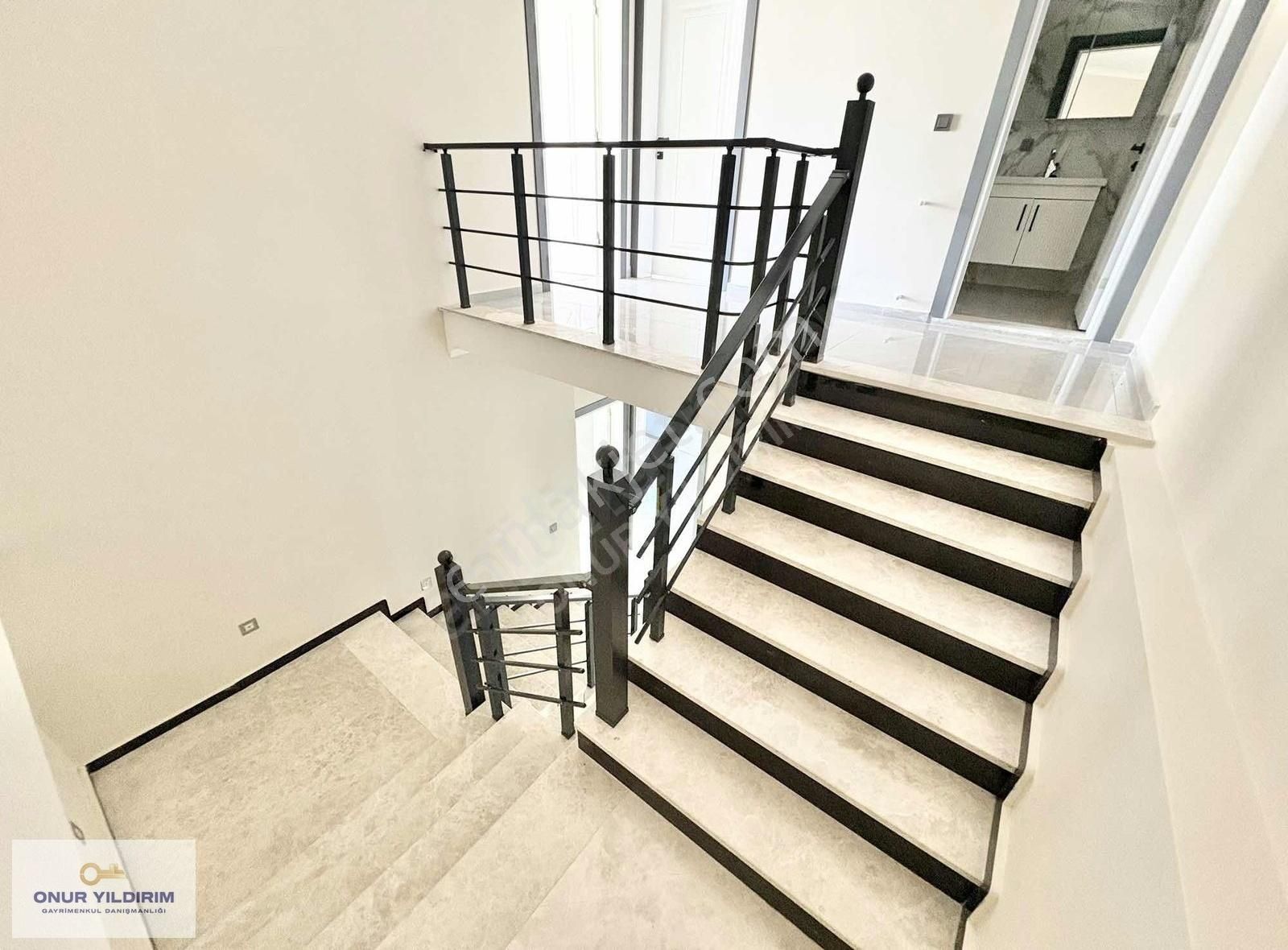 Onur Yıldırımdan 600 M2 Arsa İçinde 4+1 Havuzlu Lüx Villa - Görsel 27