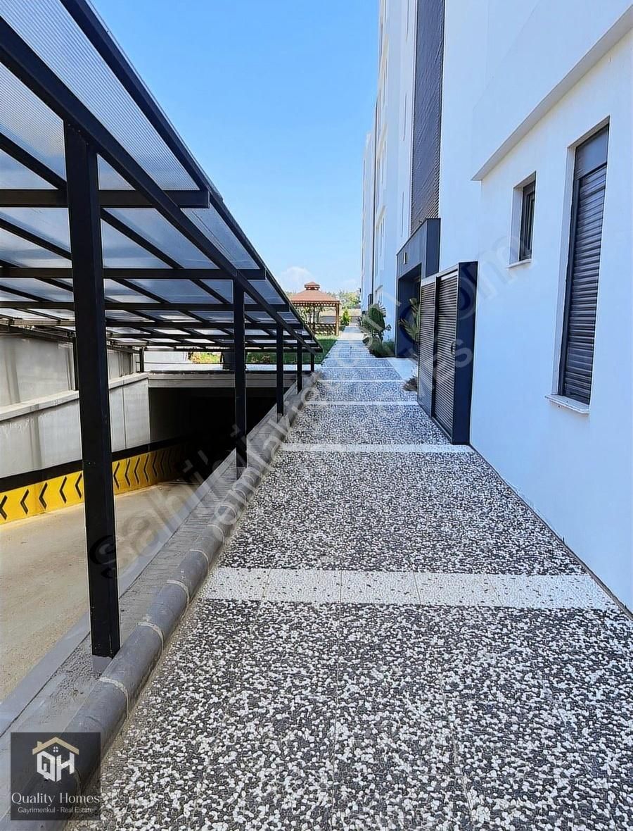 Altıntaşta Lüx Sitede 2+1 İskanlı Satılık Daire - Görsel 23