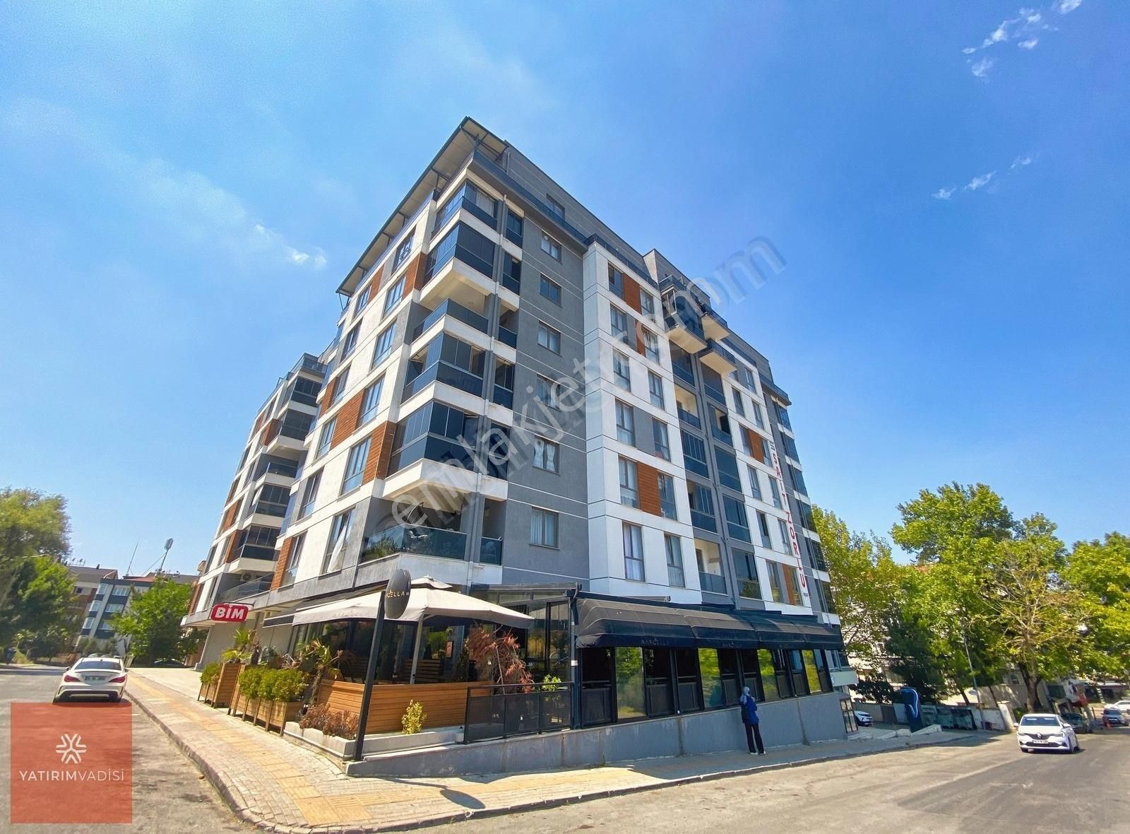 Beşevler'de Muhteşem Lokasyonda Yeni Bina K.otoparklı 3+1 Daire