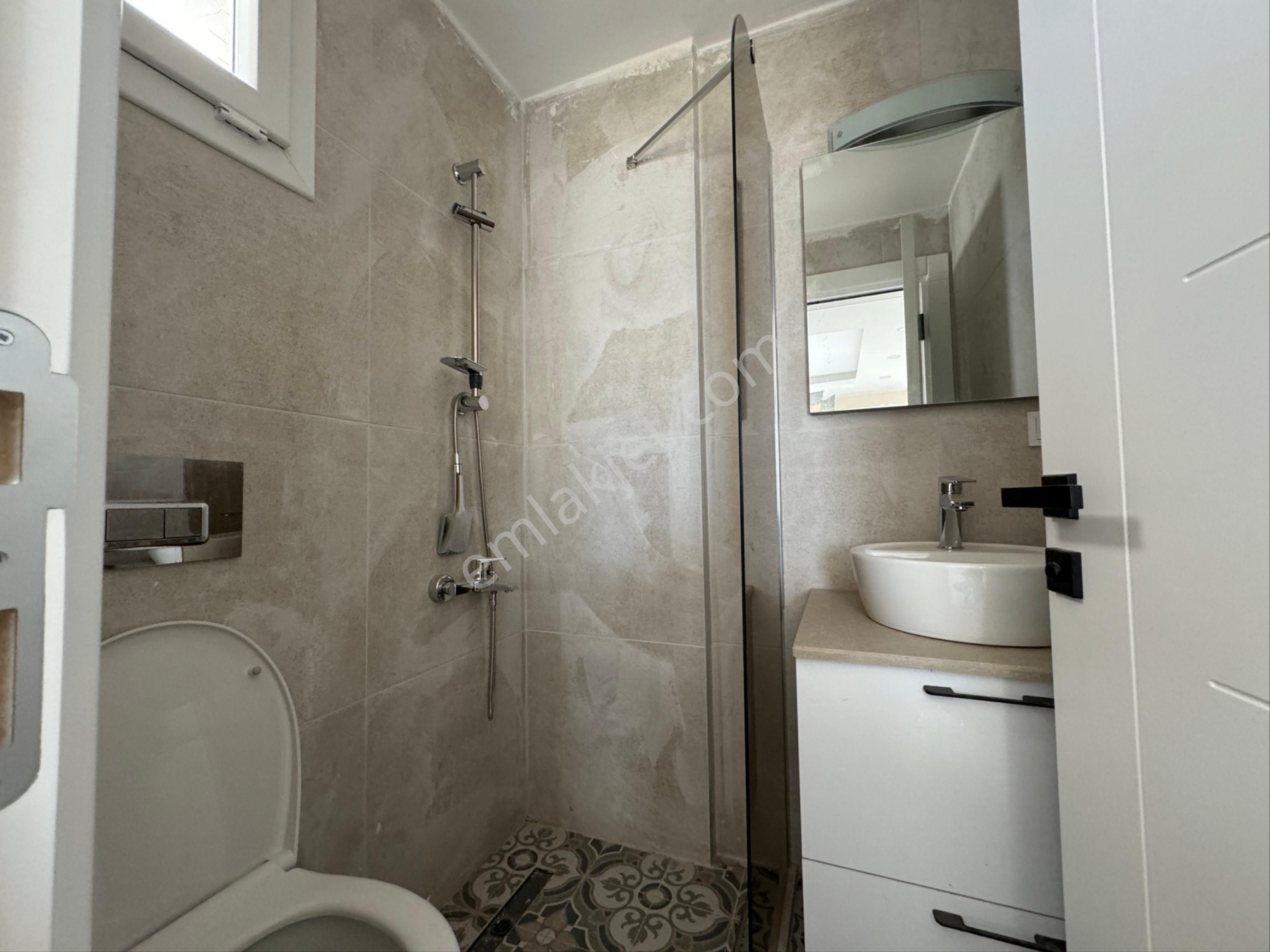 Kuşadası Davutlar’da 7/24 Güvenlikli Havuzlu Sitede 3+1 Villa - Görsel 10