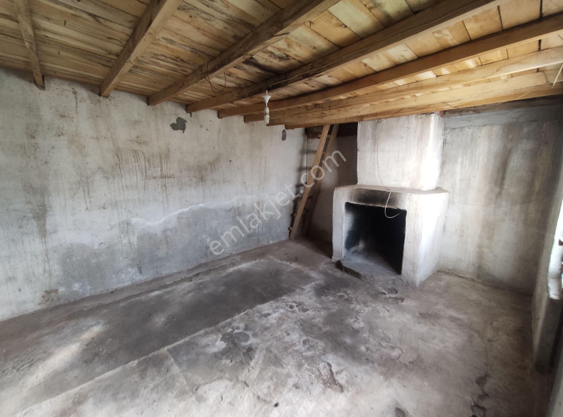 Özpınar,dan Pınarbaşı Mahallesi Satılık Tek Katlı Müstakil Bahçeli Ev 383 M2 - Görsel 21