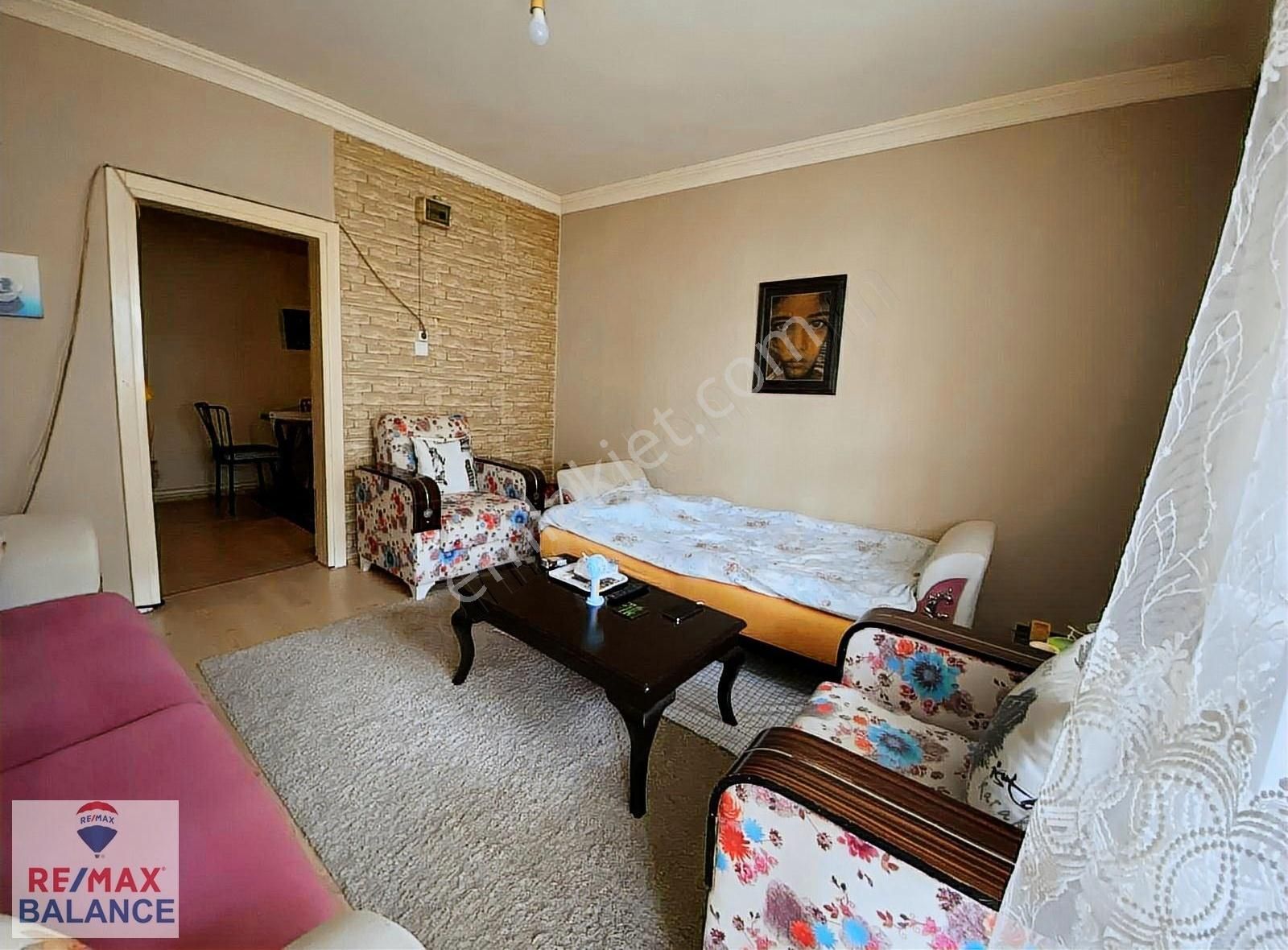 Pendik Esenyalı'da Satılık 2+1 Daire