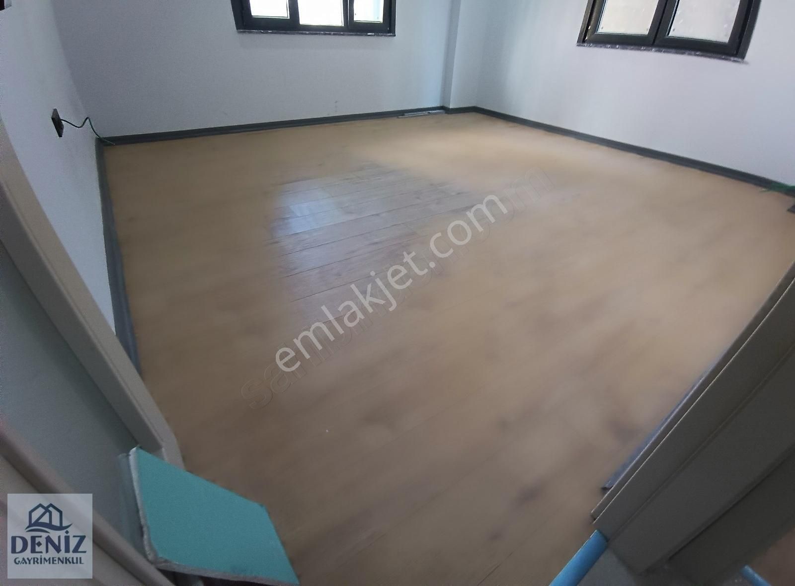 Deniz Gayrimenkulden Evebeyn Banyolu Geniş Sıfır 2+1 Daire