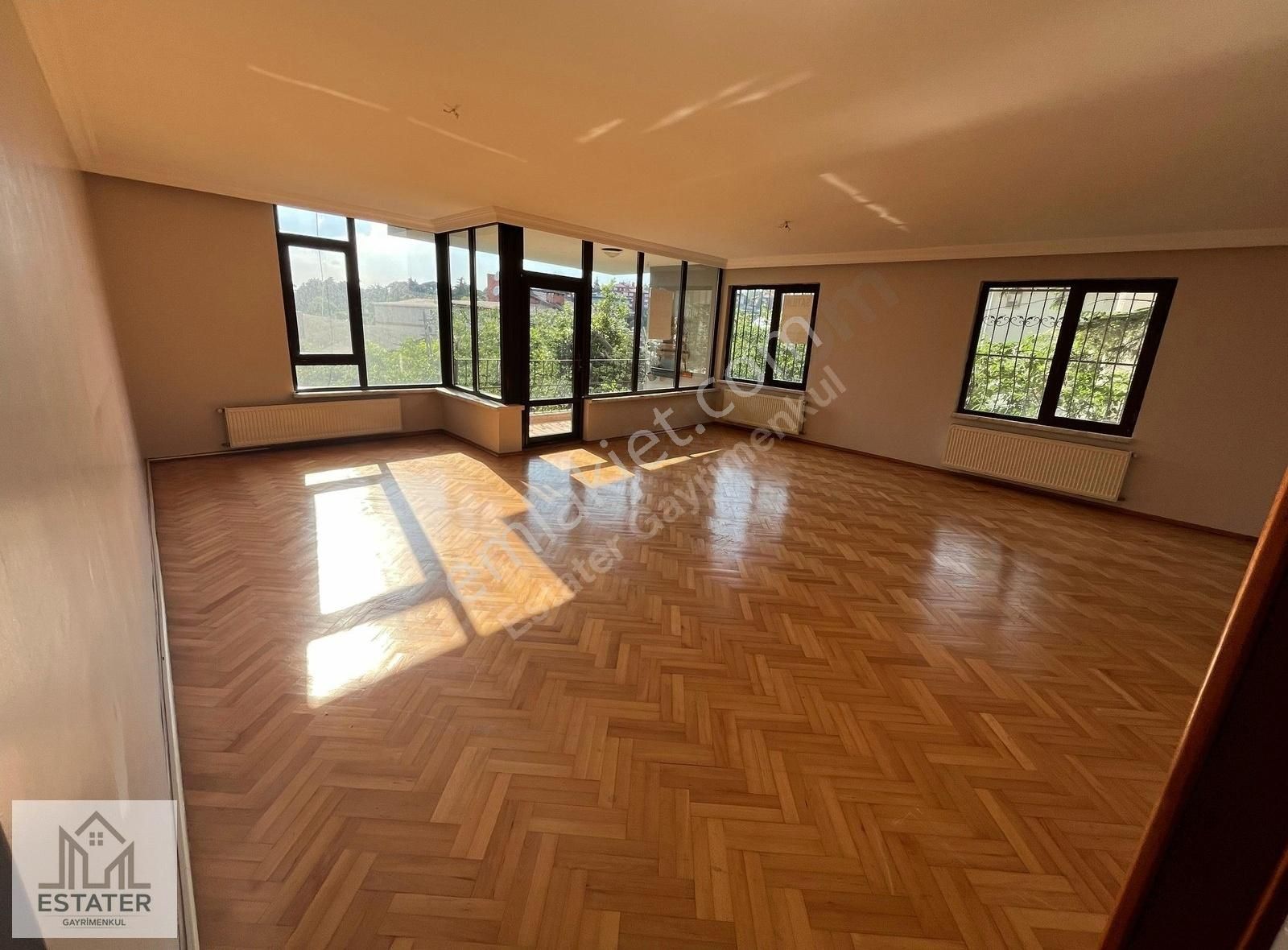 Estater'dan Kavacık'ta Huzurla Yaşayacağınız 180m² 3+1 Daire