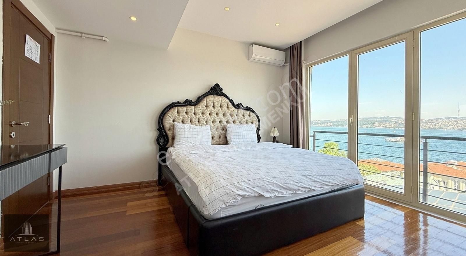 Atlas'tan, Cihangir'de, 3+1, 400m2, Panoramik Deniz Manzaralı