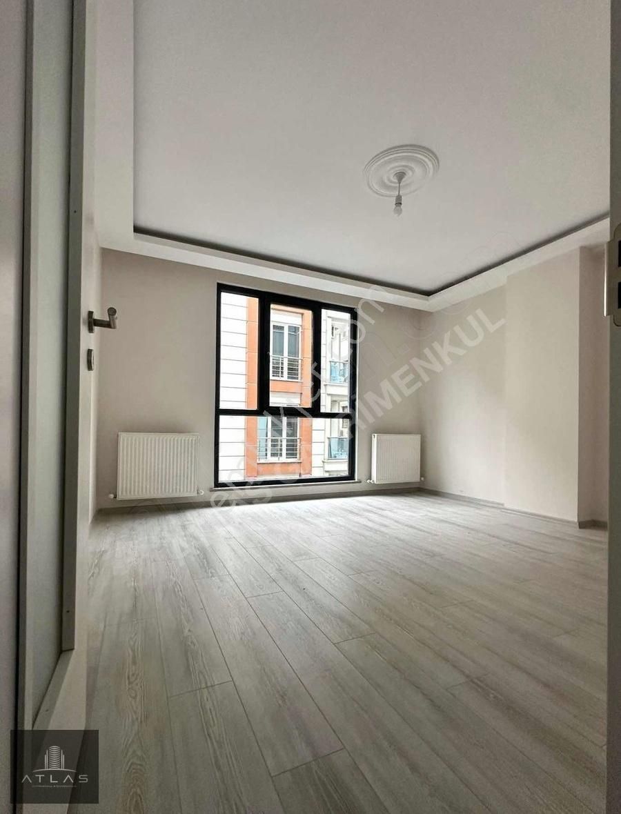 Atlas'tan, Çobançeşme'de, Sıfır, 2+1, 75m2, 4.kat, Fırsat!