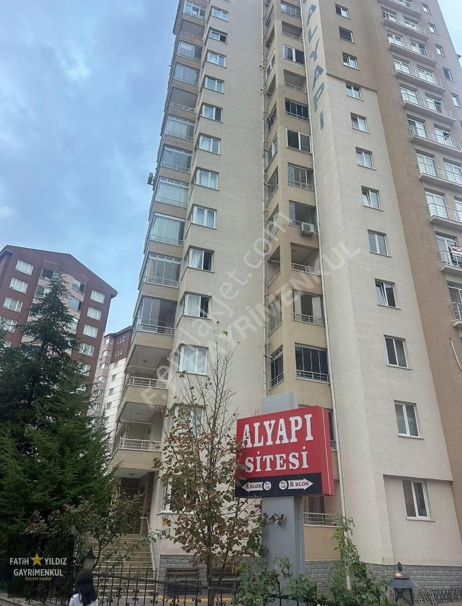 Bahçelievlerde Ali Dağı Manzaralı Önü Kapanmaz Kombili Daire