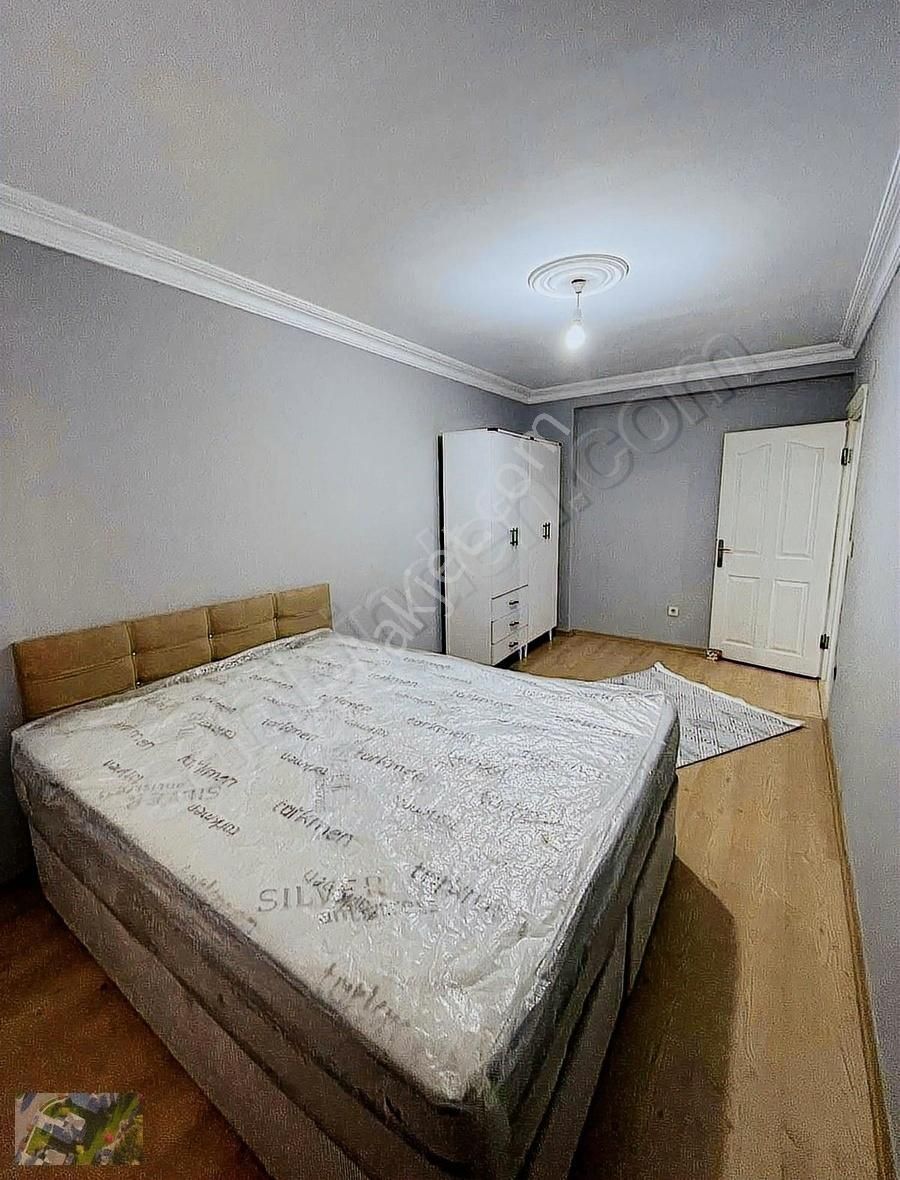 Caddeye Paralel 2+1 Eşyalı Daire