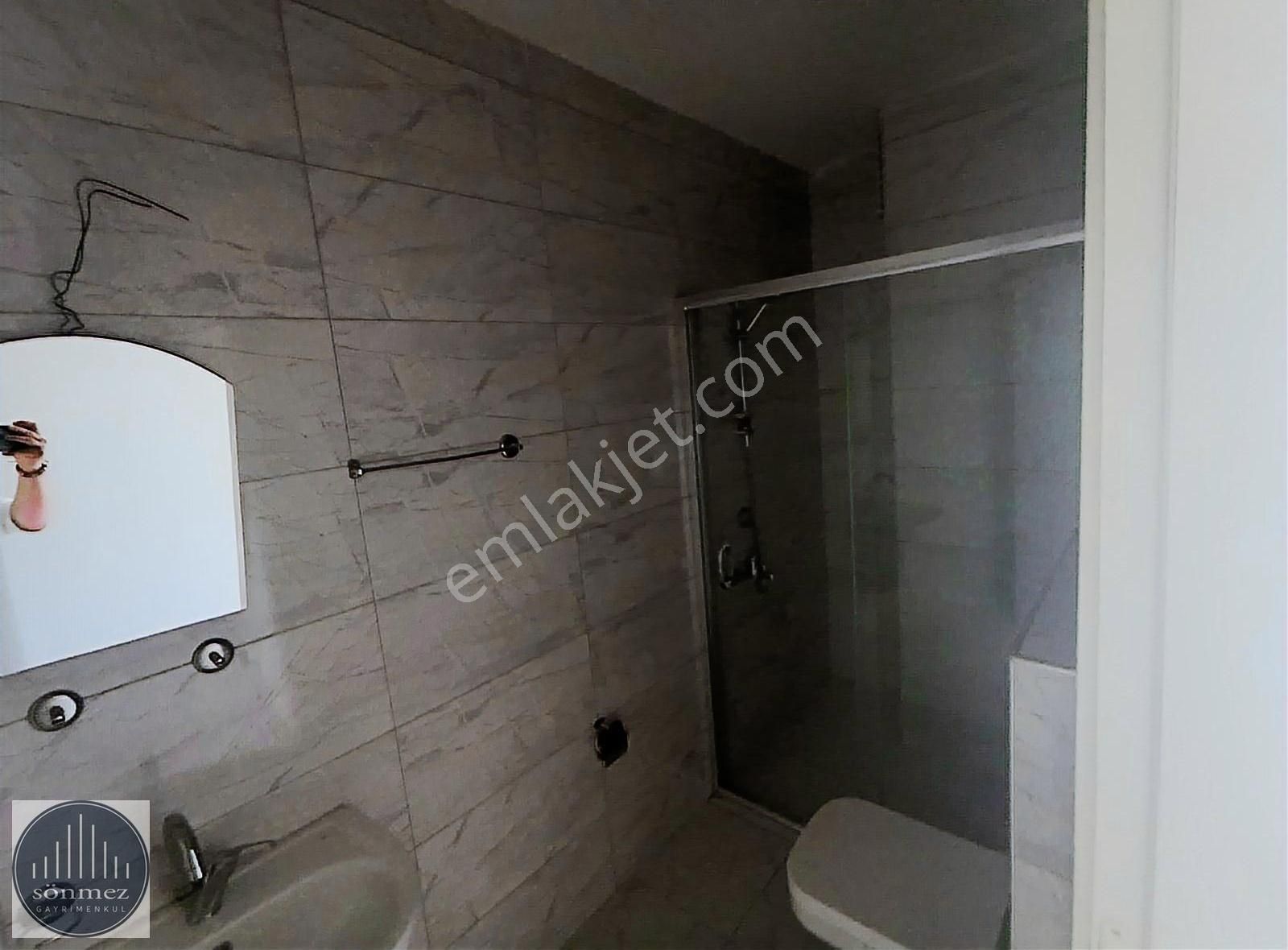 Sönmez'den Şehir Hastahanesi Sapağında 2+1 Kiralık Daire