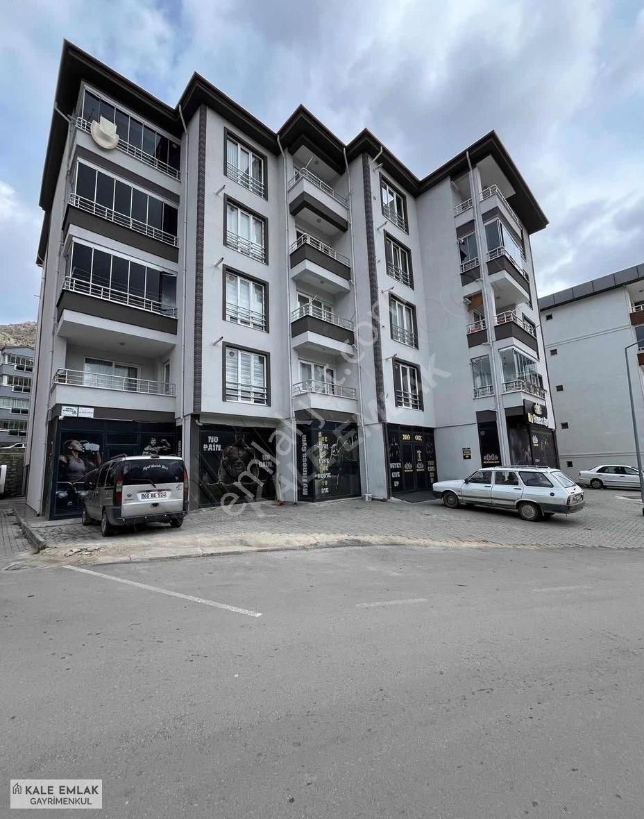 Kale Emlak'tan Şeyhcui Mh Eşyasız 1+1 Kiralık Daire