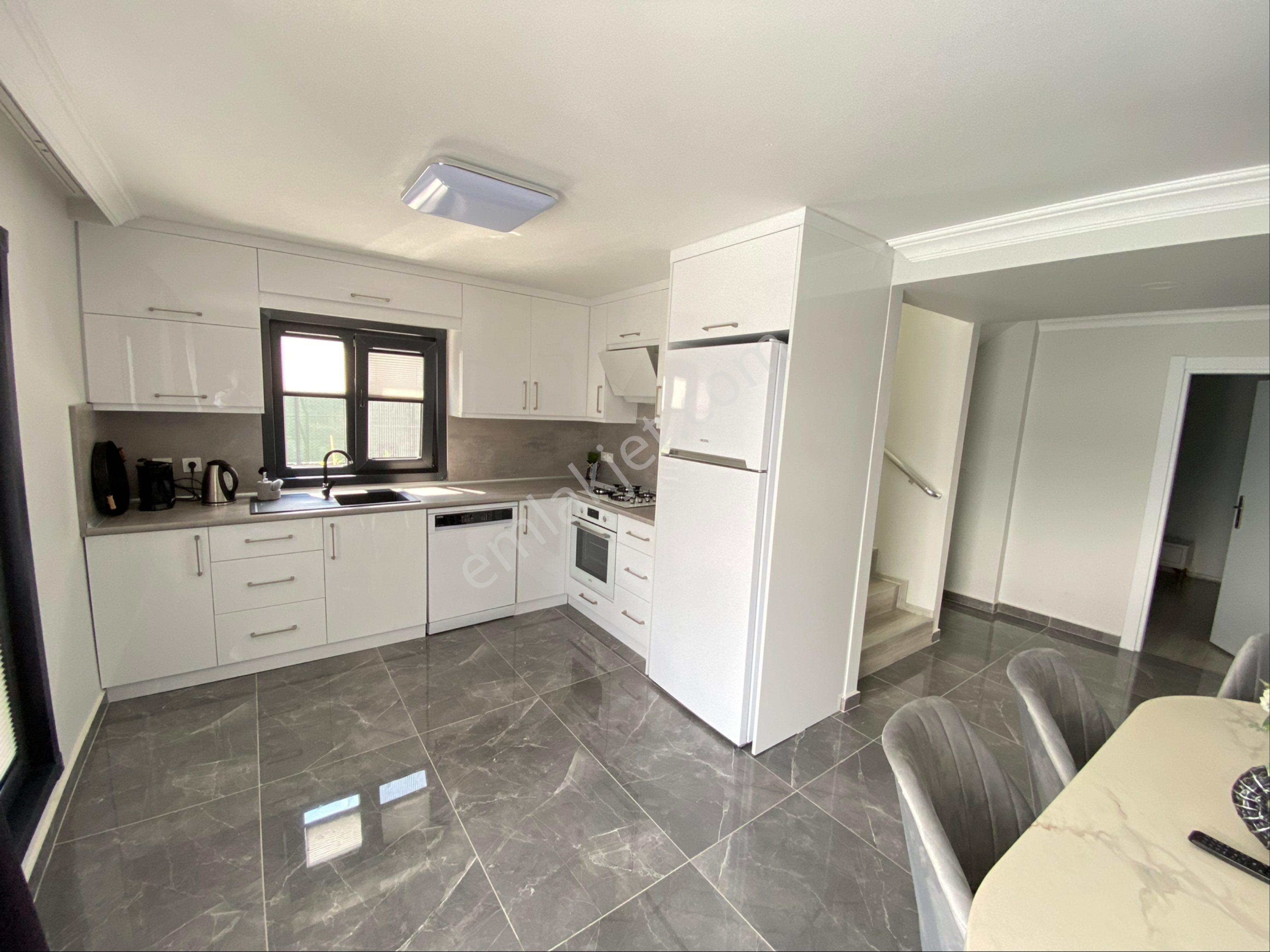 Trabzonda Havuzlu Villa - Görsel 8