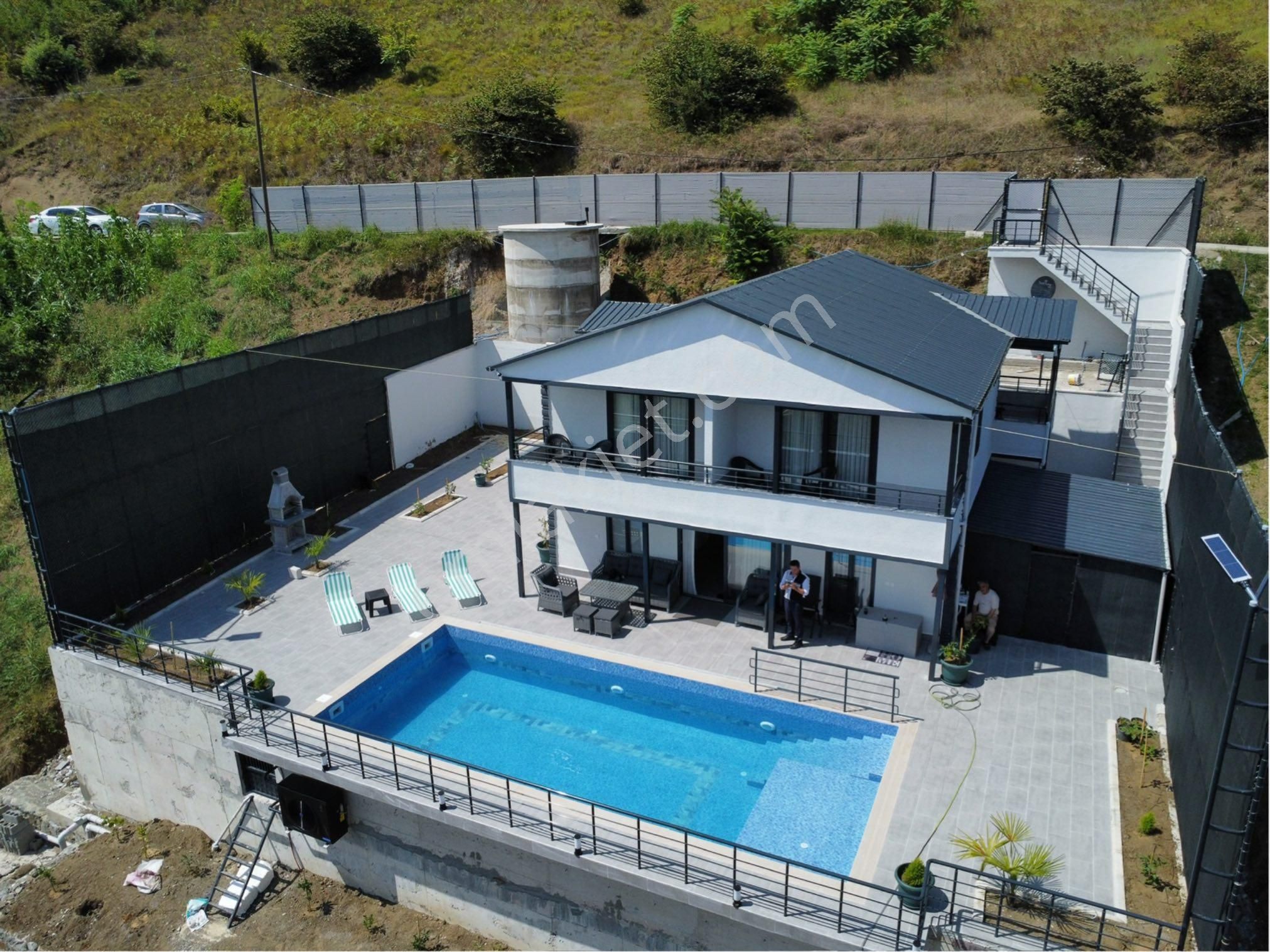 Trabzonda Havuzlu Villa