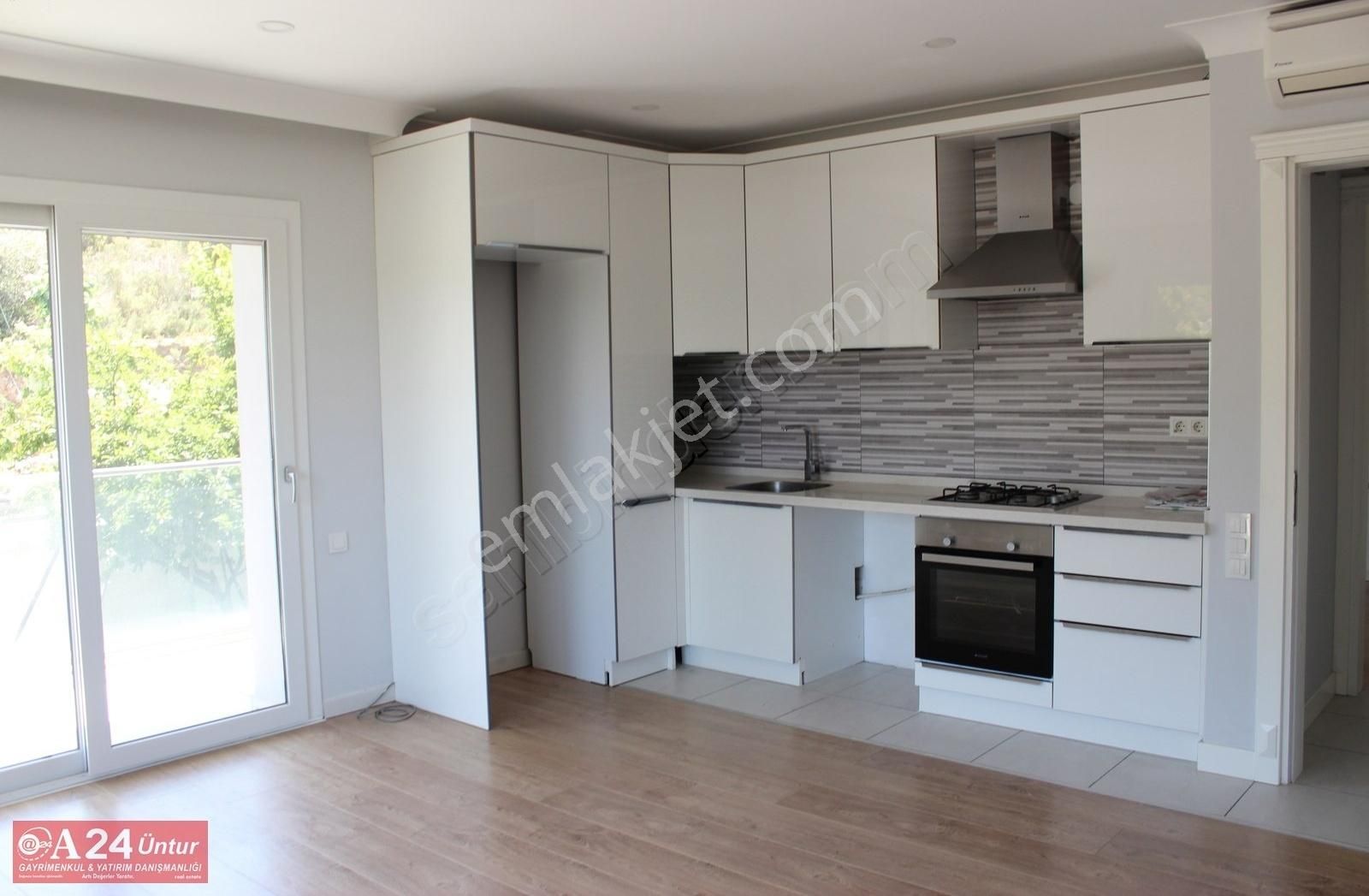 Urla M.fevzi Çakmak'ta Kiralık Ted Kolejine Yakın 2+1 Daire