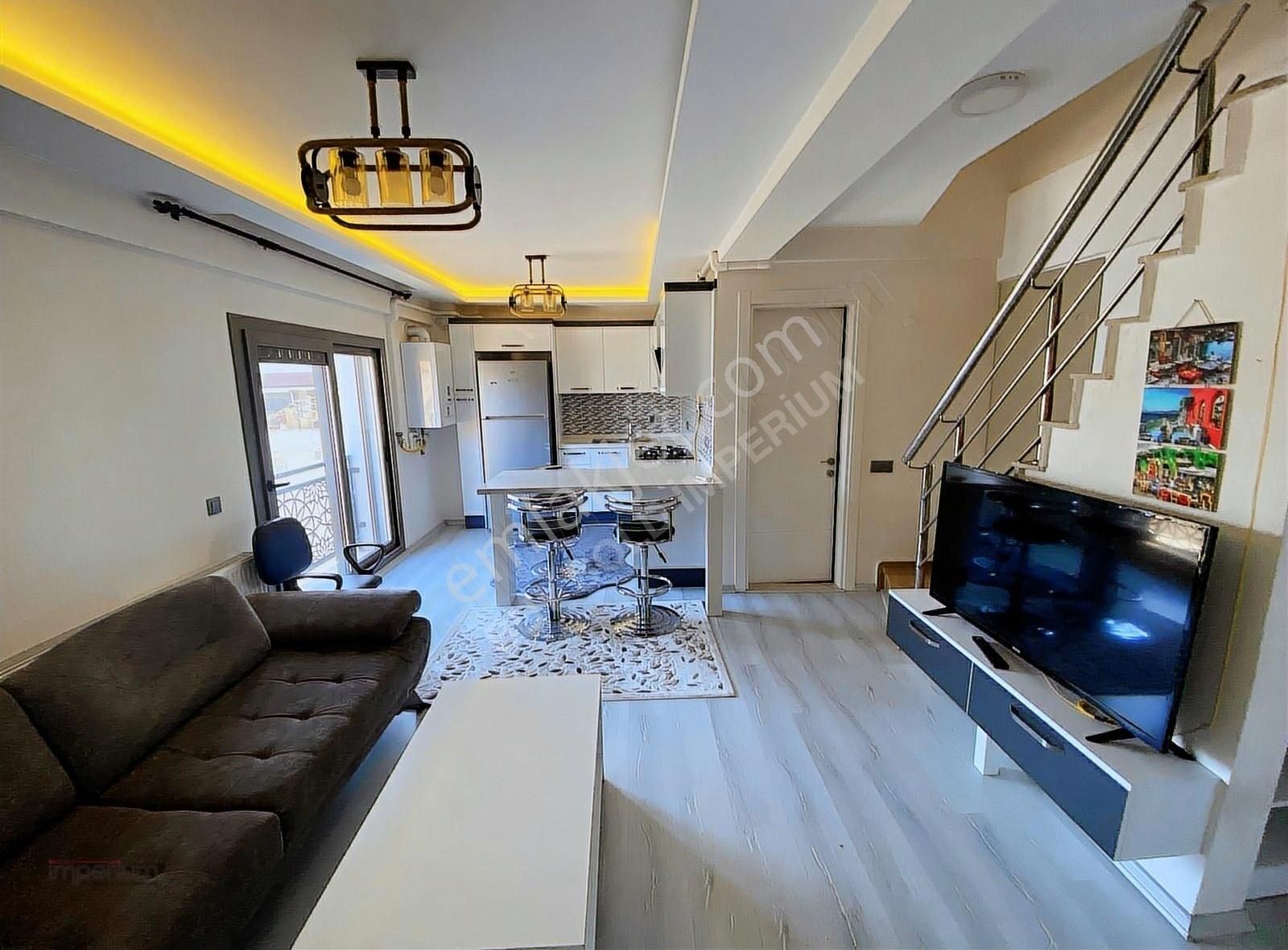 İzmir Çiğli Balatçık'ta Full Eşyalı, Geniş Teraslı, Dublex
