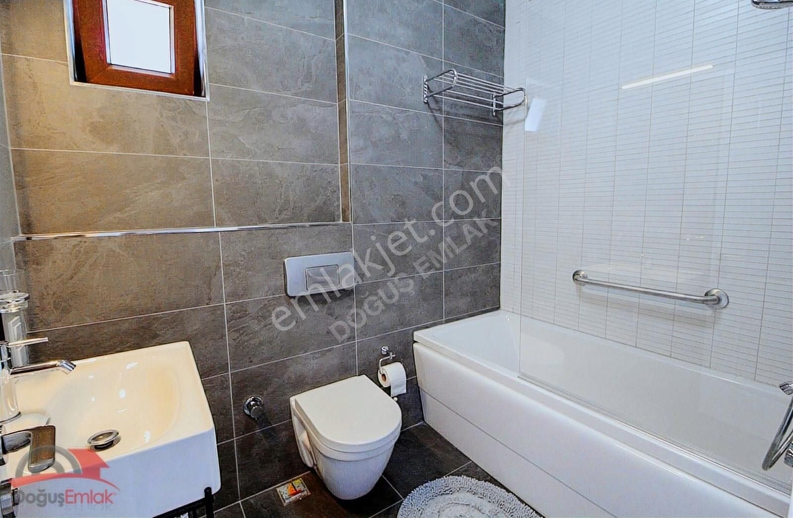 Doğuş Emlak'tan Tam Müstakil Denize 200 Metre Havuzlu 5+1 Villa - Görsel 16