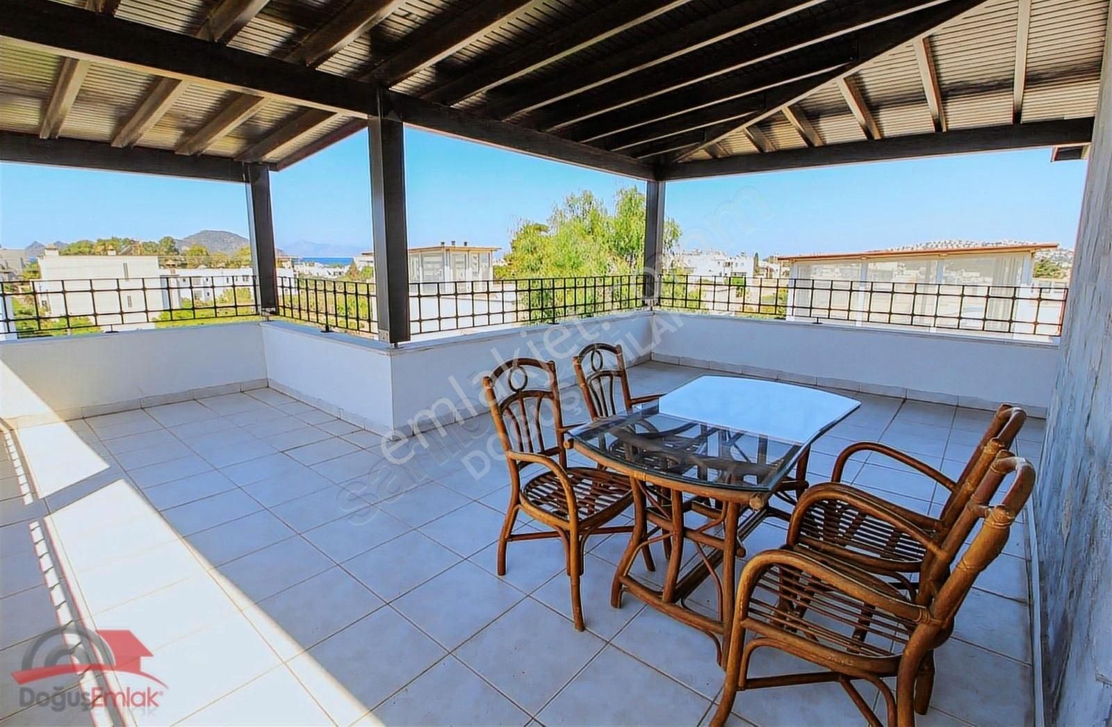 Doğuş Emlak'tan Tam Müstakil Denize 200 Metre Havuzlu 5+1 Villa - Görsel 2