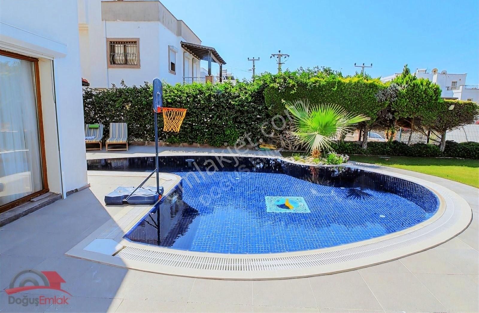 Doğuş Emlak'tan Tam Müstakil Denize 200 Metre Havuzlu 5+1 Villa - Görsel 20