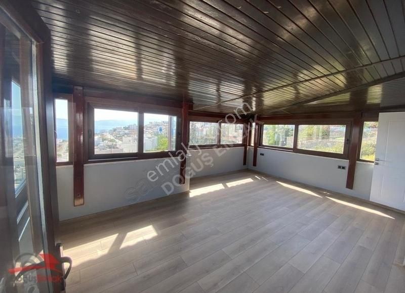 Doğuş Emlak'tan Deniz Manzaralı Tripleks 5+2 Villa - Görsel 12