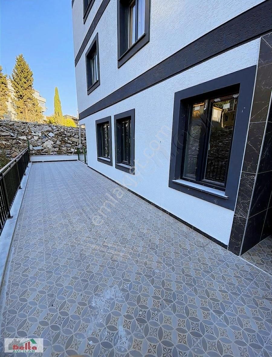 Cihangir'de 2+1 Sıfır 80m2 Otoparklı Bahçeli Düz Giriş