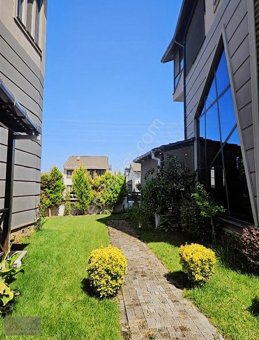 Biga -şirintepe _ Kalafat Villalar _ Aral Sitesi- Satılık Villa