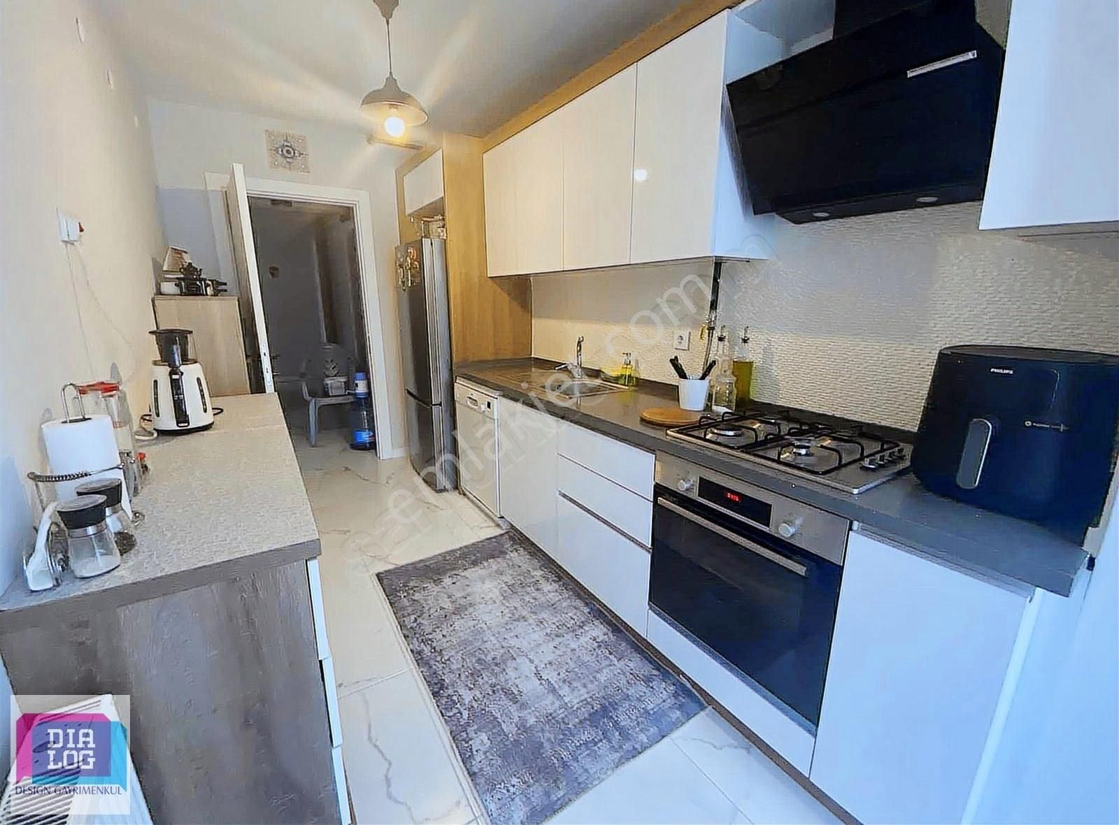 Bahçelievlerde Merkezi Konumlu Satılık Ara Kat Daire - Görsel 9