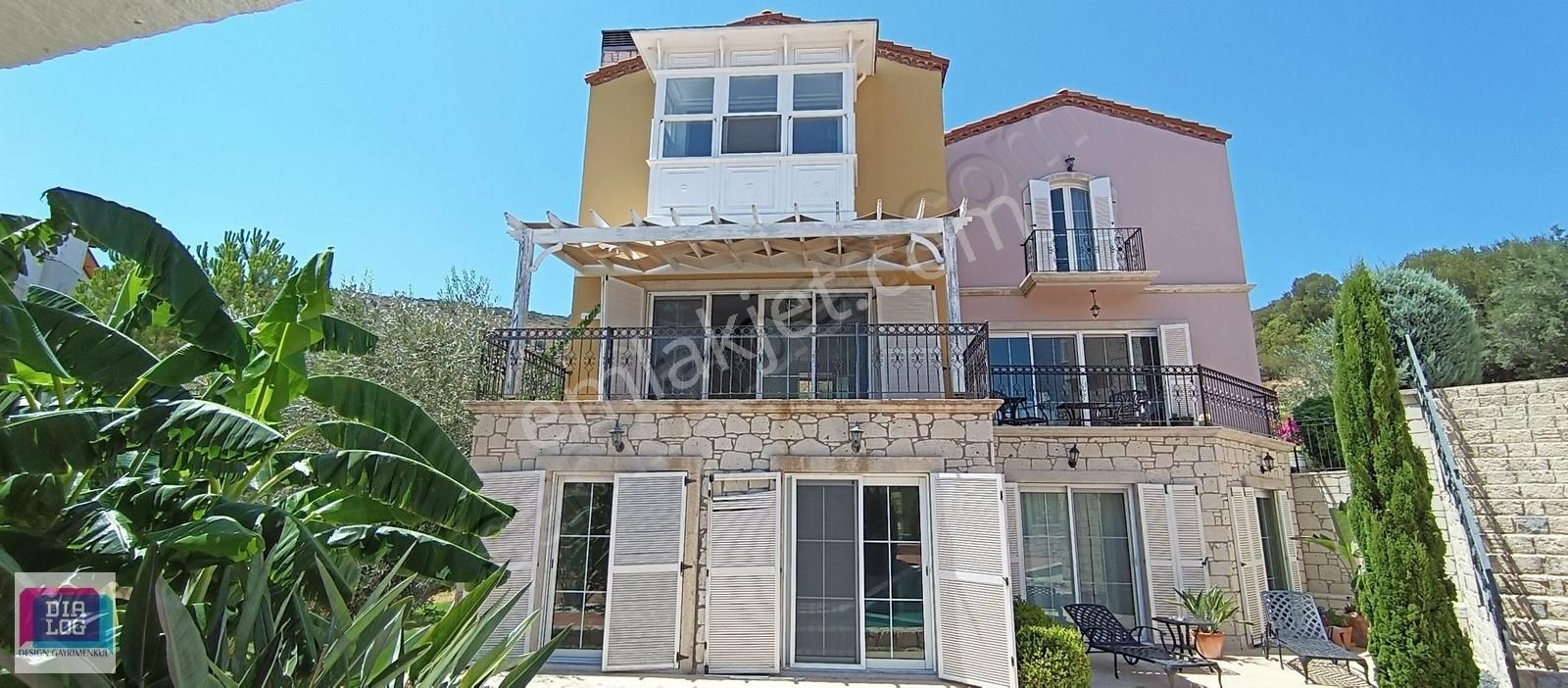 Urla İskele'de Site İçerisinde Lüks Villa - Görsel 34