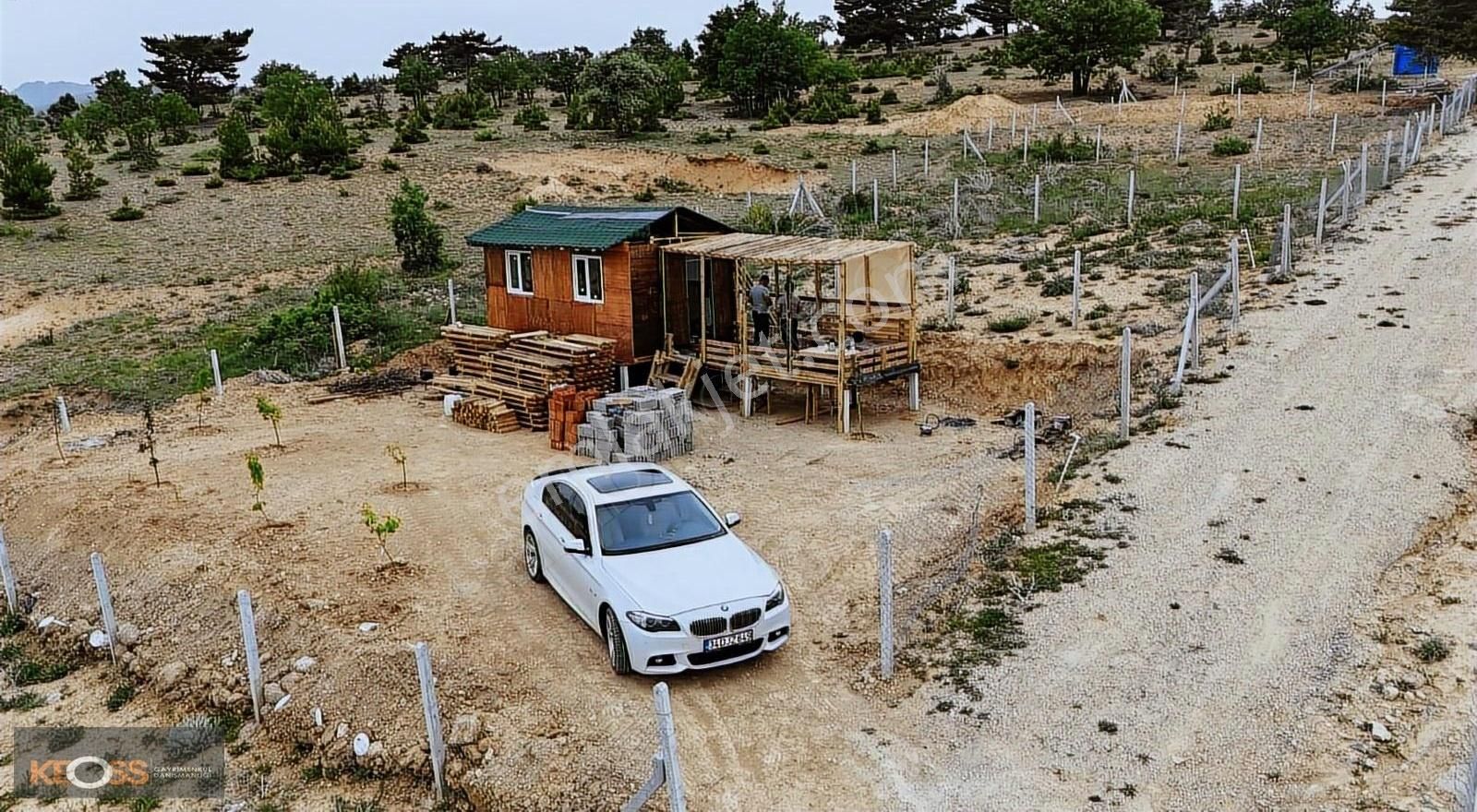 Kızılören De Doga Harikasi Ahsap Evli Bahcemiz Satılık Tır - Görsel 4