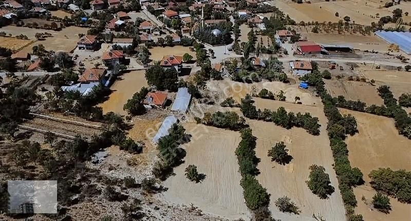 Mehmet Kurubaş Emlak'tan G﻿eçmen Mah.1.059m2 Satılık Tarla - Görsel 9