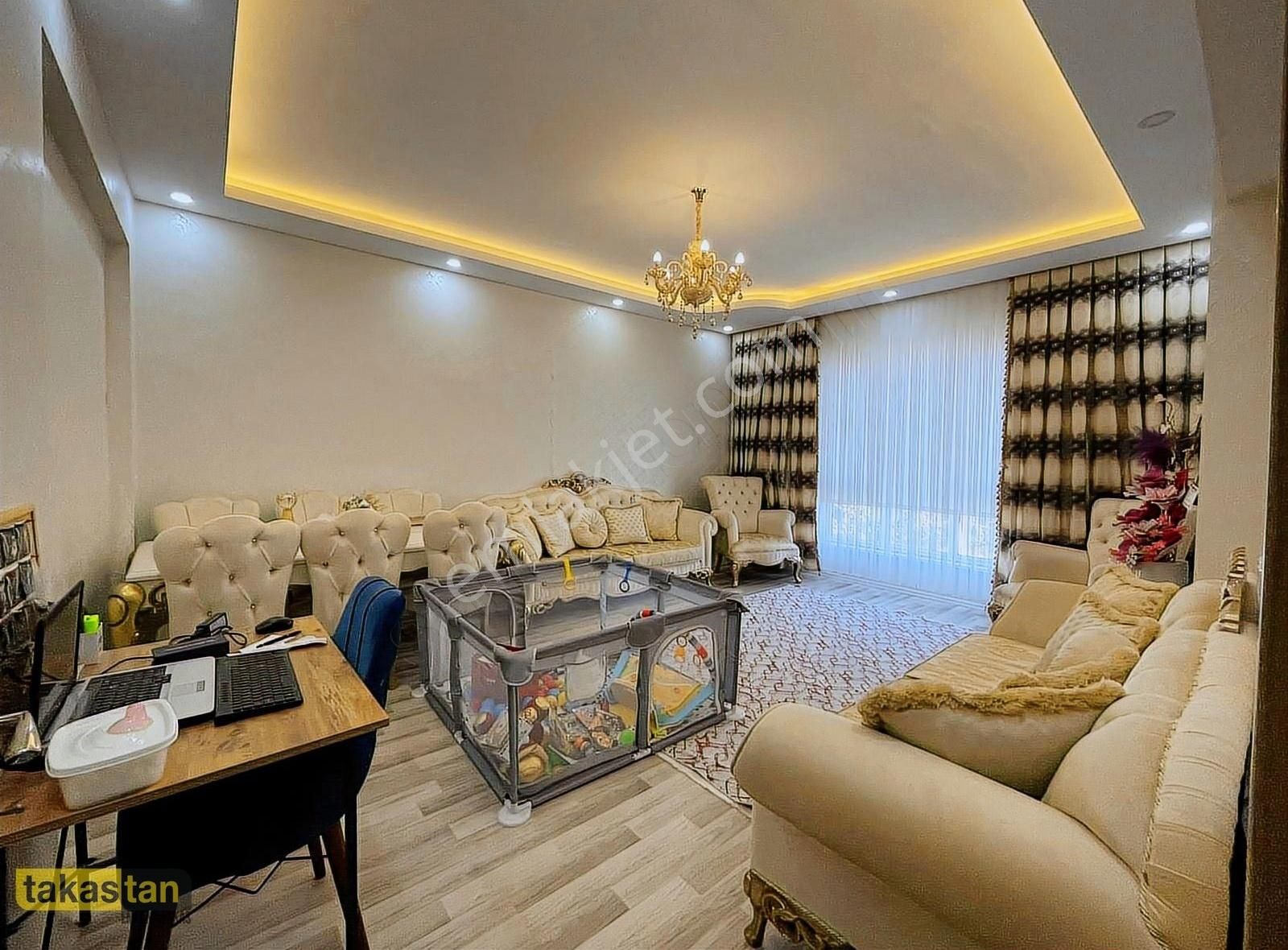Beykent 1. Etapda Uzay Çatı Pazar Yanında 3+1 Ultra Lüks Daire