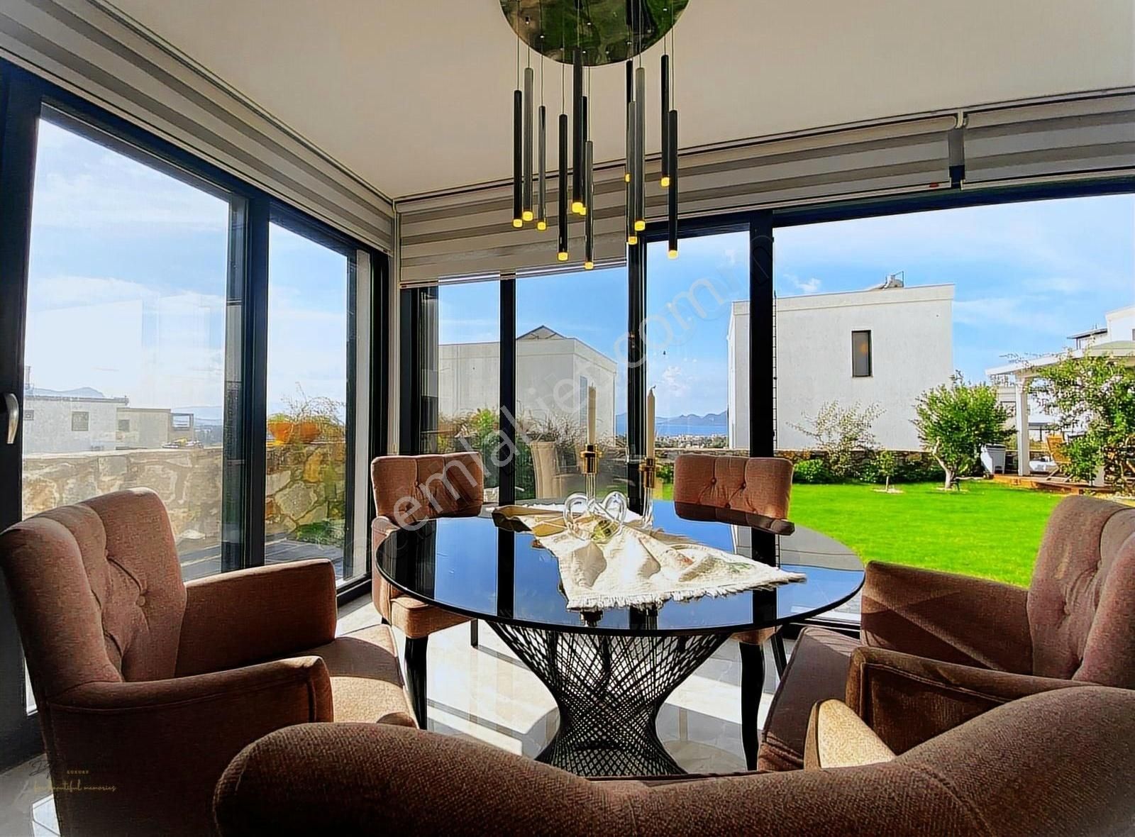 Kadıkalesinde Tam Müstakil Deniz Manzaralı Villa - Görsel 25