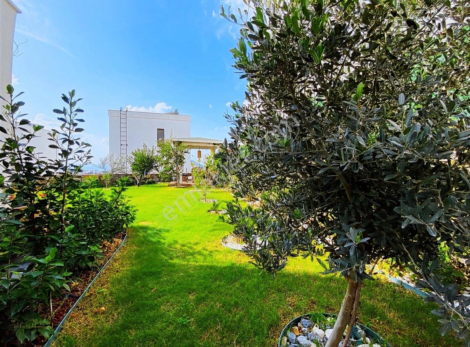 Kadıkalesinde Tam Müstakil Deniz Manzaralı Villa - Görsel 9