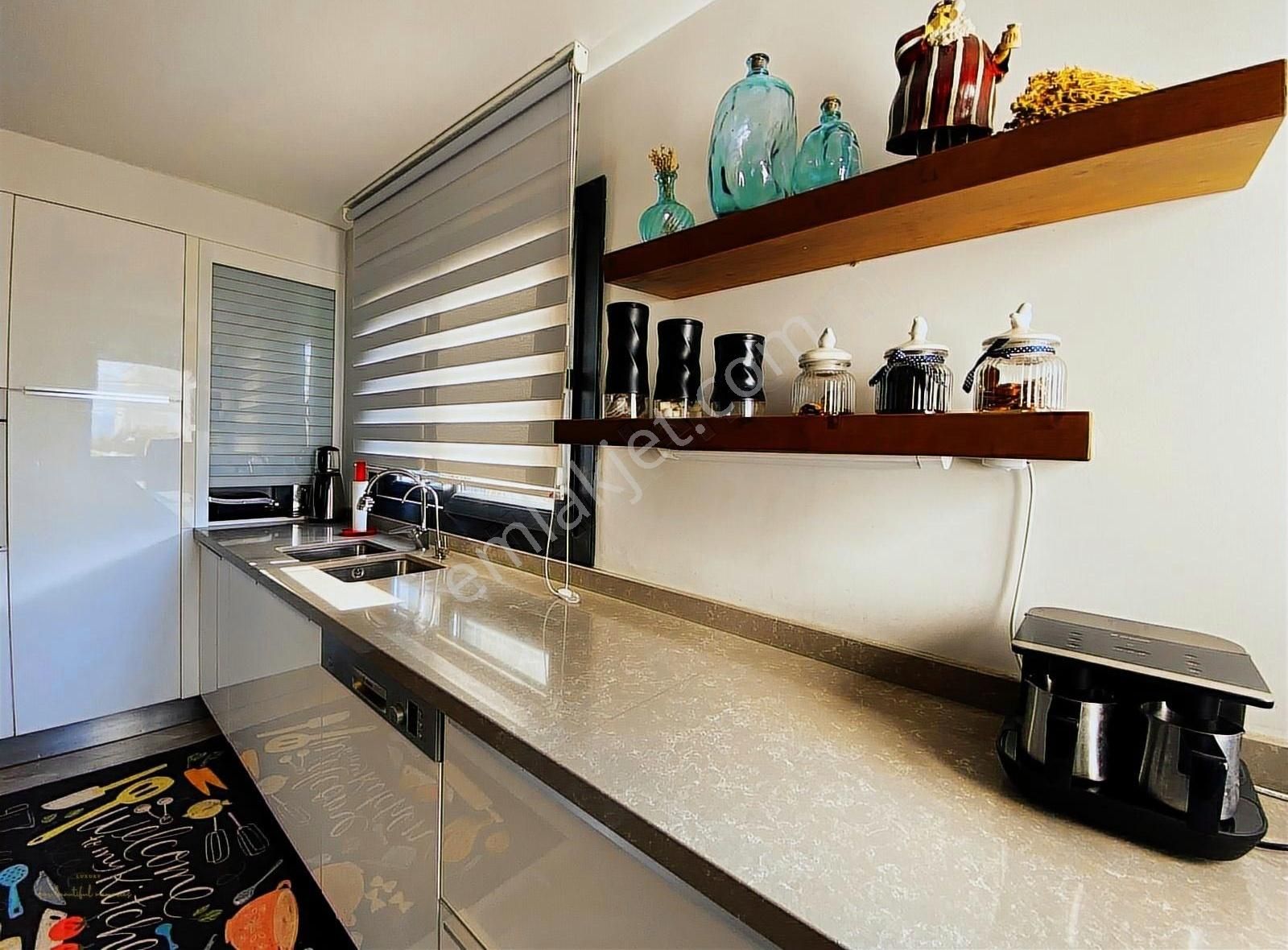 Kadıkalesinde Tam Müstakil Deniz Manzaralı Villa - Görsel 3