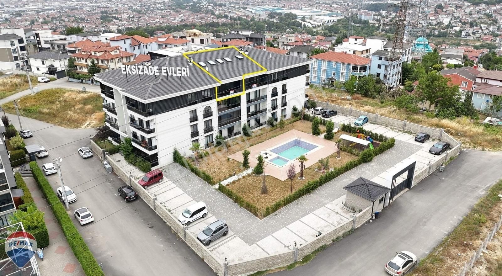 Remax Mavi-32evler Ekşizade Evleri Havuzlu Geniş Konforlu Dublex 5+1