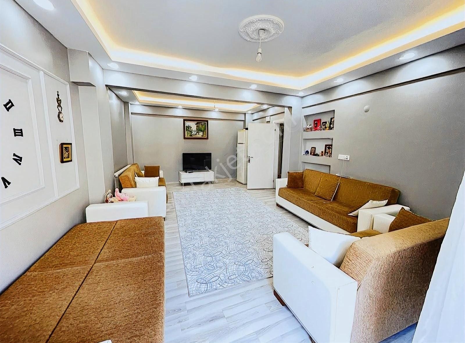 Aydoğan'dan Masrafsız Çift Balkonlu 100m2 2+1 Satılık Daire
