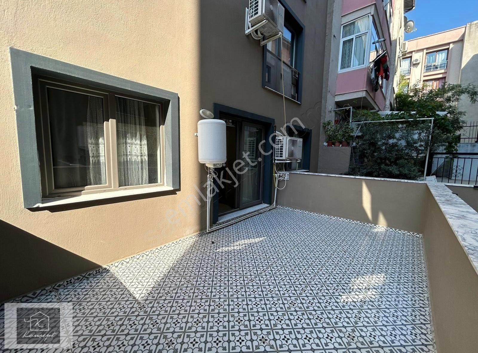 Konsept'den D.gazlı-teraslı-eşyalı 2+1 Kiralık Daire