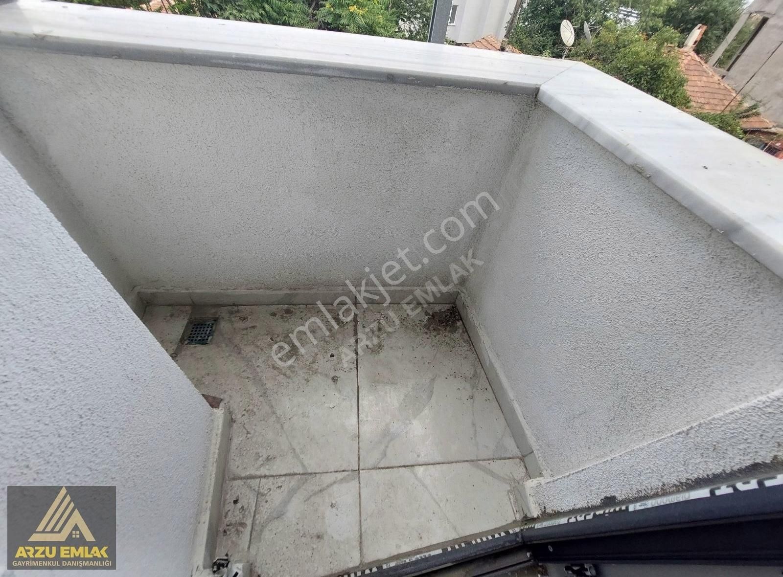 Arzu Emlaktan Gazi Mah Satılık Asansörlü Sıfır 2+1 Daire - Görsel 2