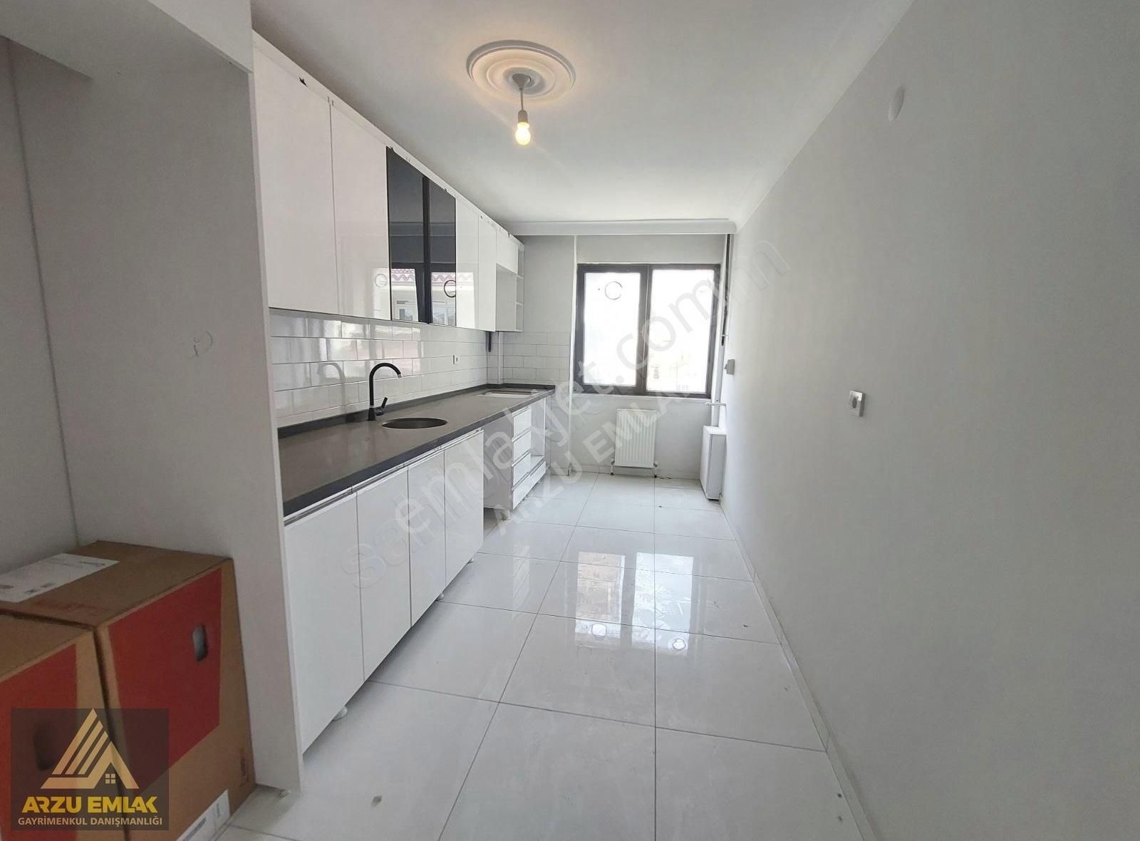 Arzu Emlaktan Gazi Mah Satılık 2.kat Asansörlü 4yaşında 2+1daire - Görsel 9