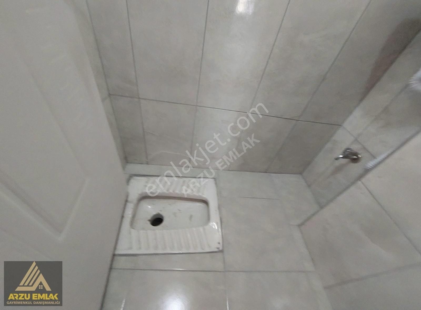 Arzu Emlaktan Gazi Mah Satılık 2.kat Asansörlü 4yaşında 2+1daire - Görsel 24