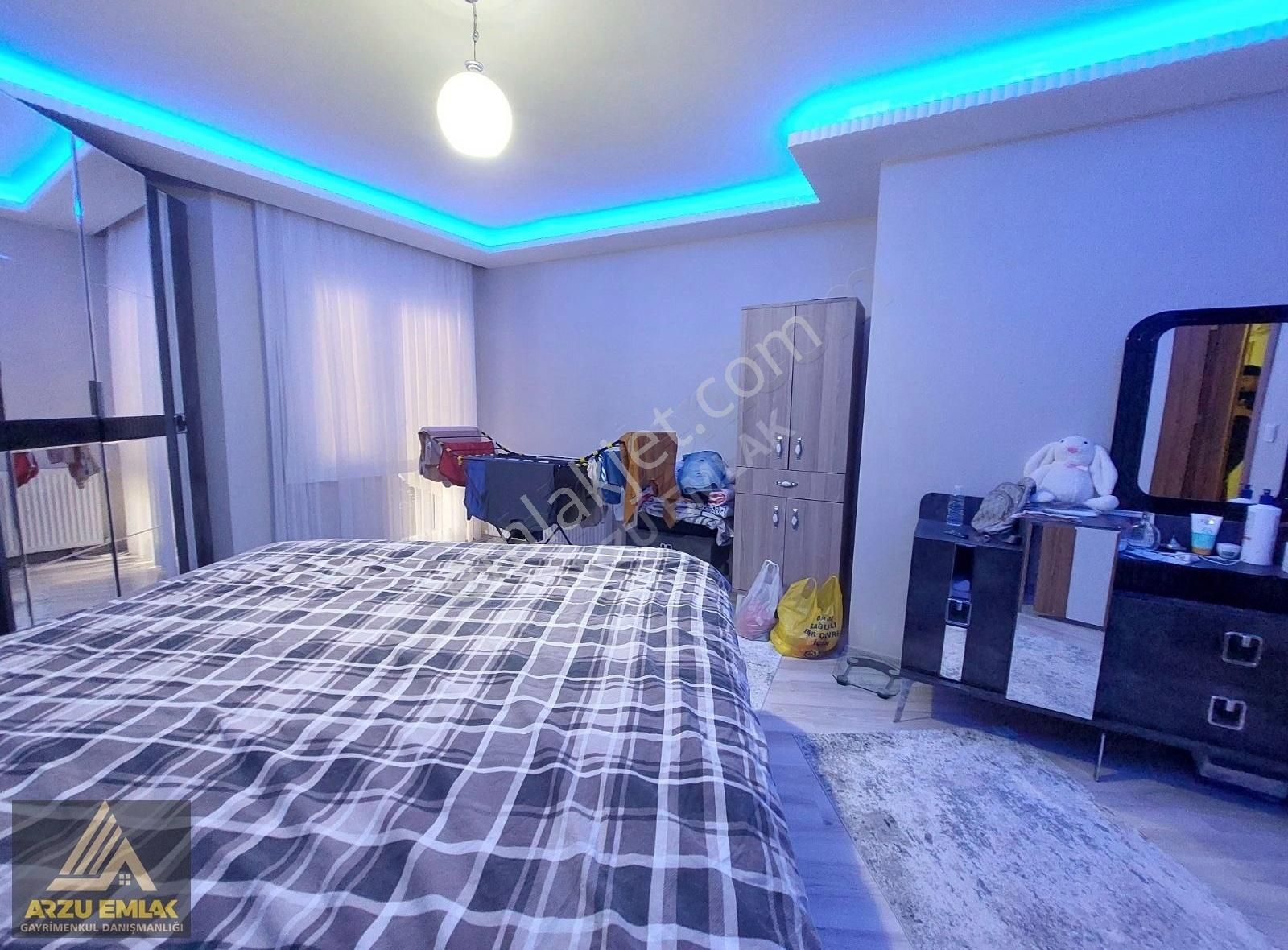 Arzu Emlaktan Zübeydehanım Mah.satılık Asansörlü 3+1arakat Daire - Görsel 35