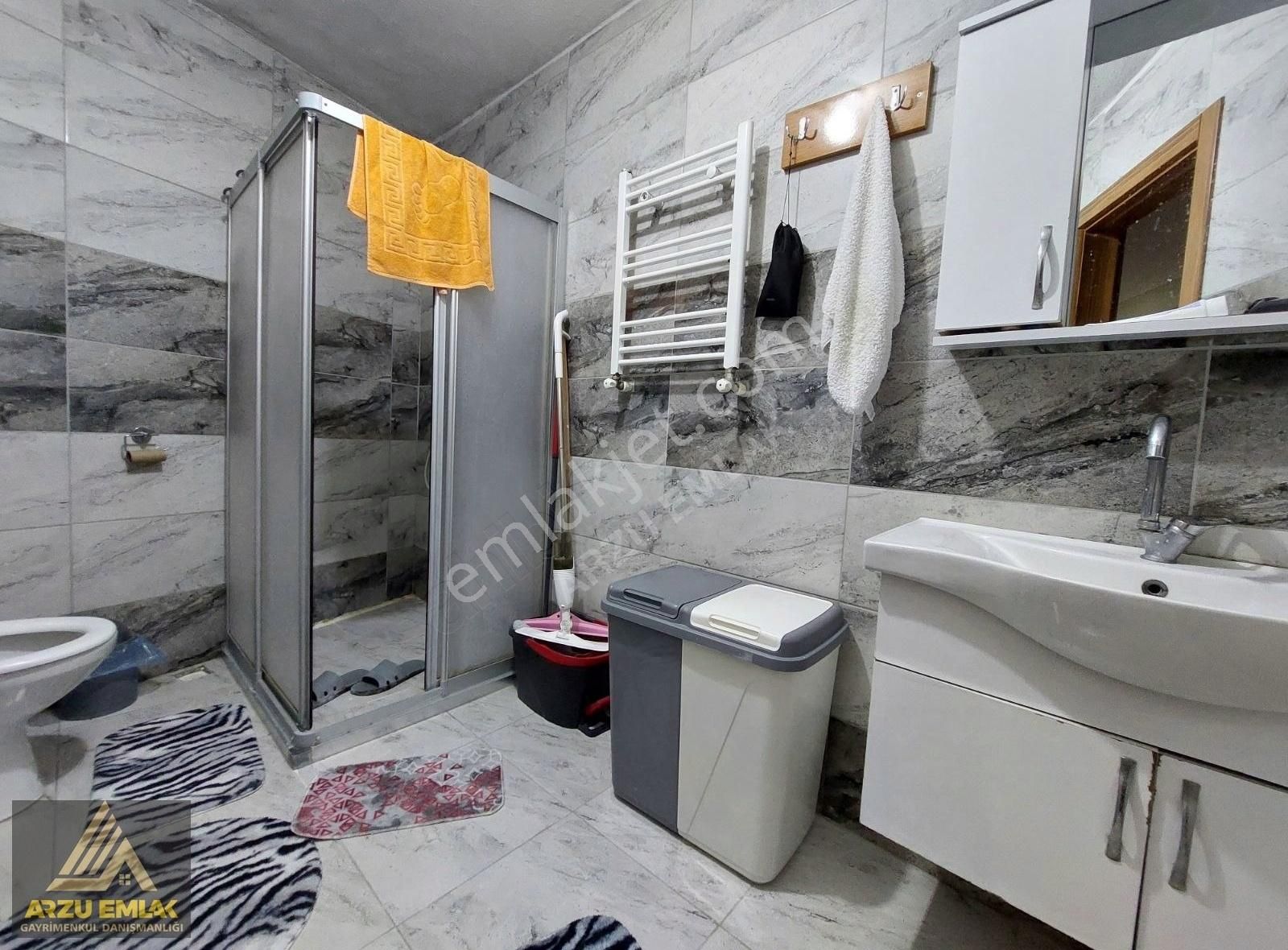 Arzu Emlaktan Zübeydehanım Mah.satılık Asansörlü 3+1arakat Daire - Görsel 5