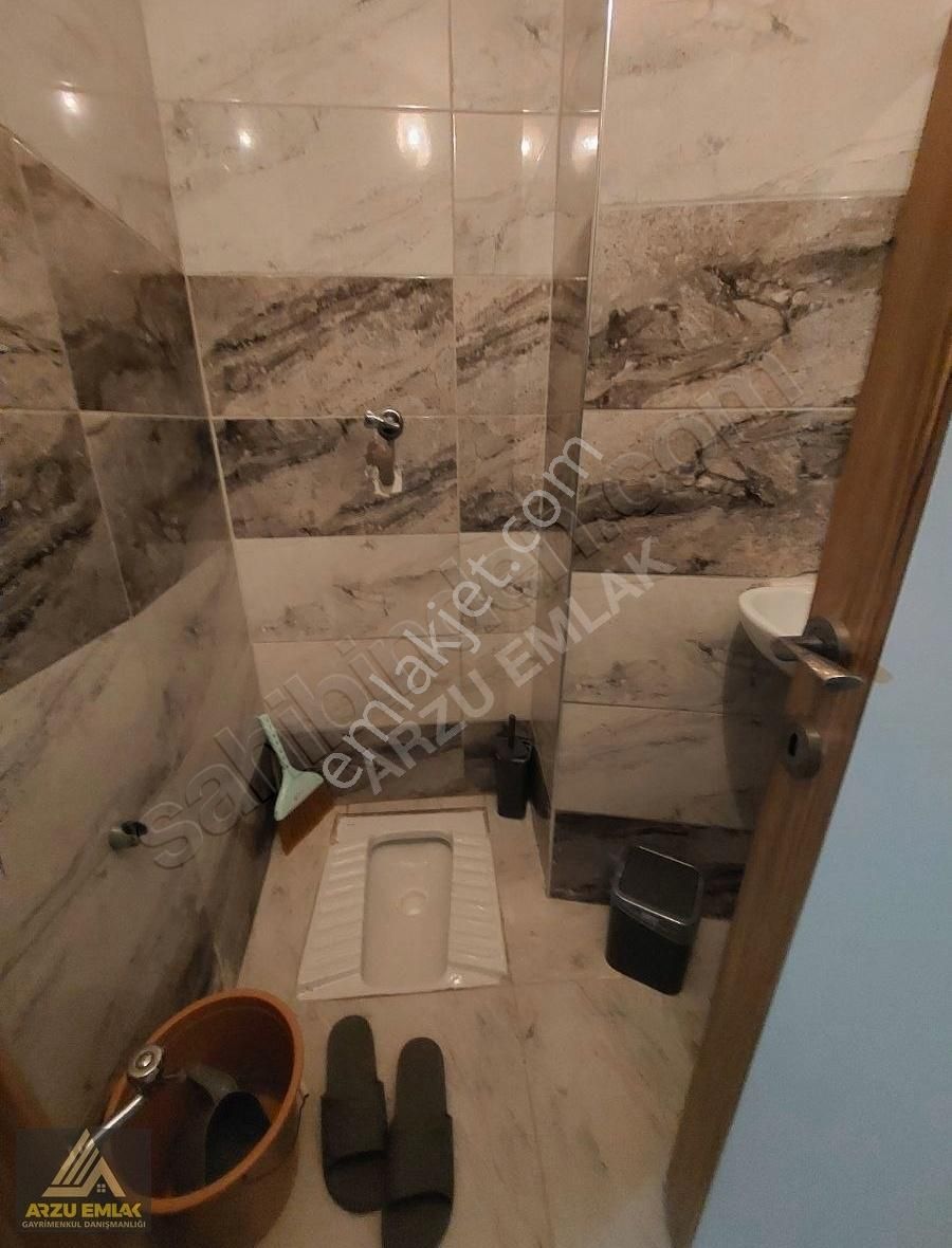 Arzu Emlaktan Zübeydehanım Mah.satılık Asansörlü 3+1arakat Daire - Görsel 3
